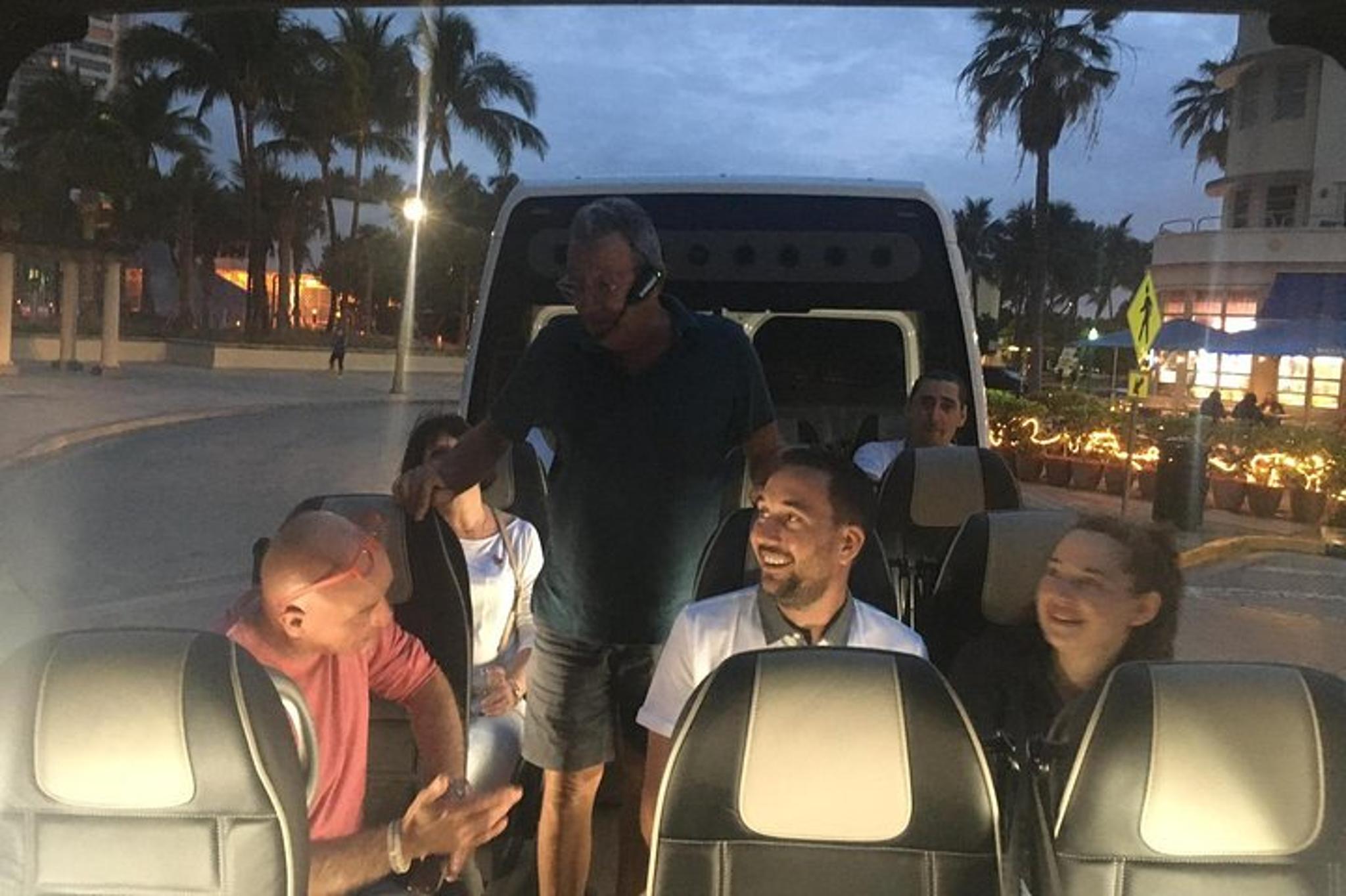 Miami Night Tour in French - Image 3