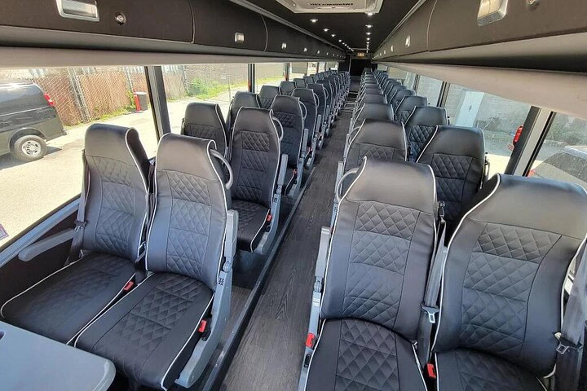 San Francisco to Palisades Lake Tahoe Ski Bus - Image 5