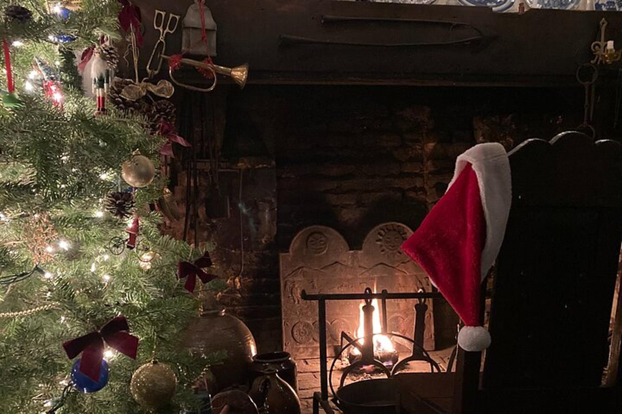 Salem Ghosts of Christmas Past Tour - Image 2