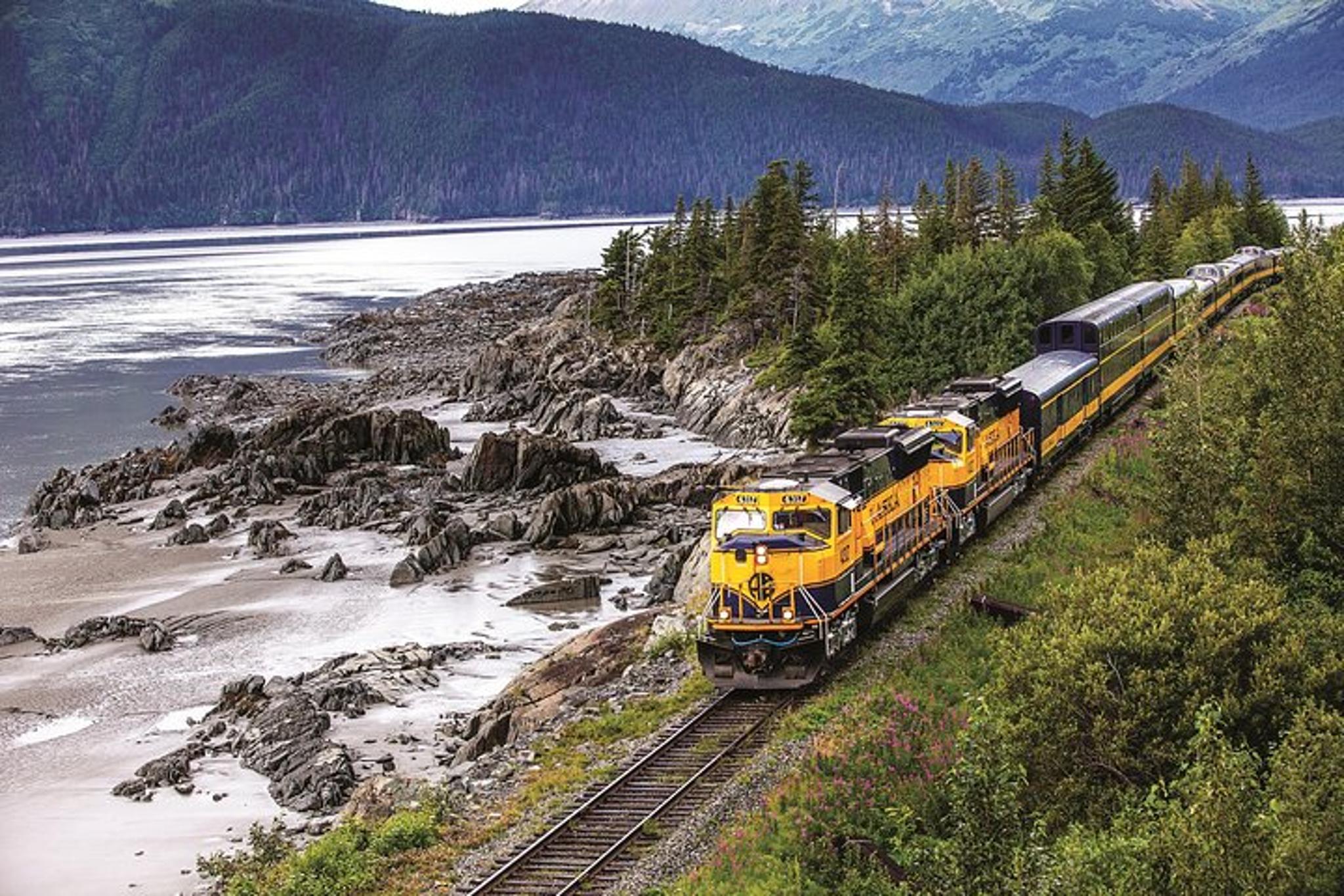 Anchorage to Seward Round-Trip Rail Journey