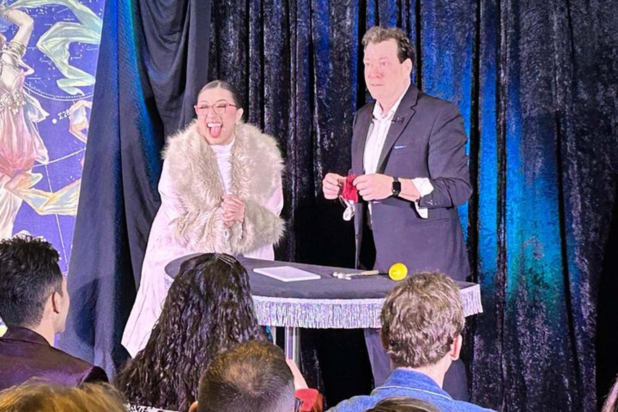 Phoenix Magic Experience - Image 4