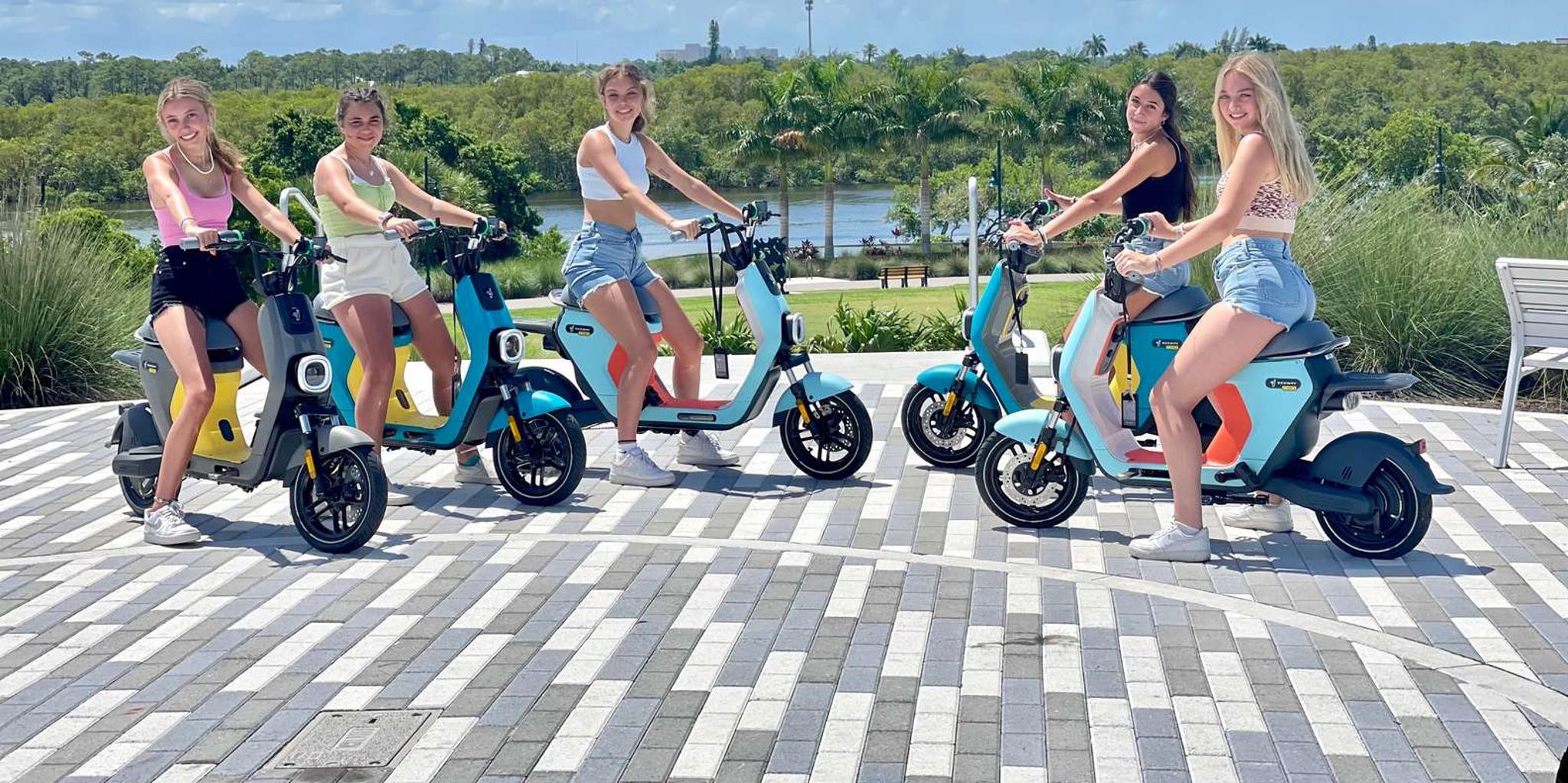 Naples Electric Moped Tour - Image 5
