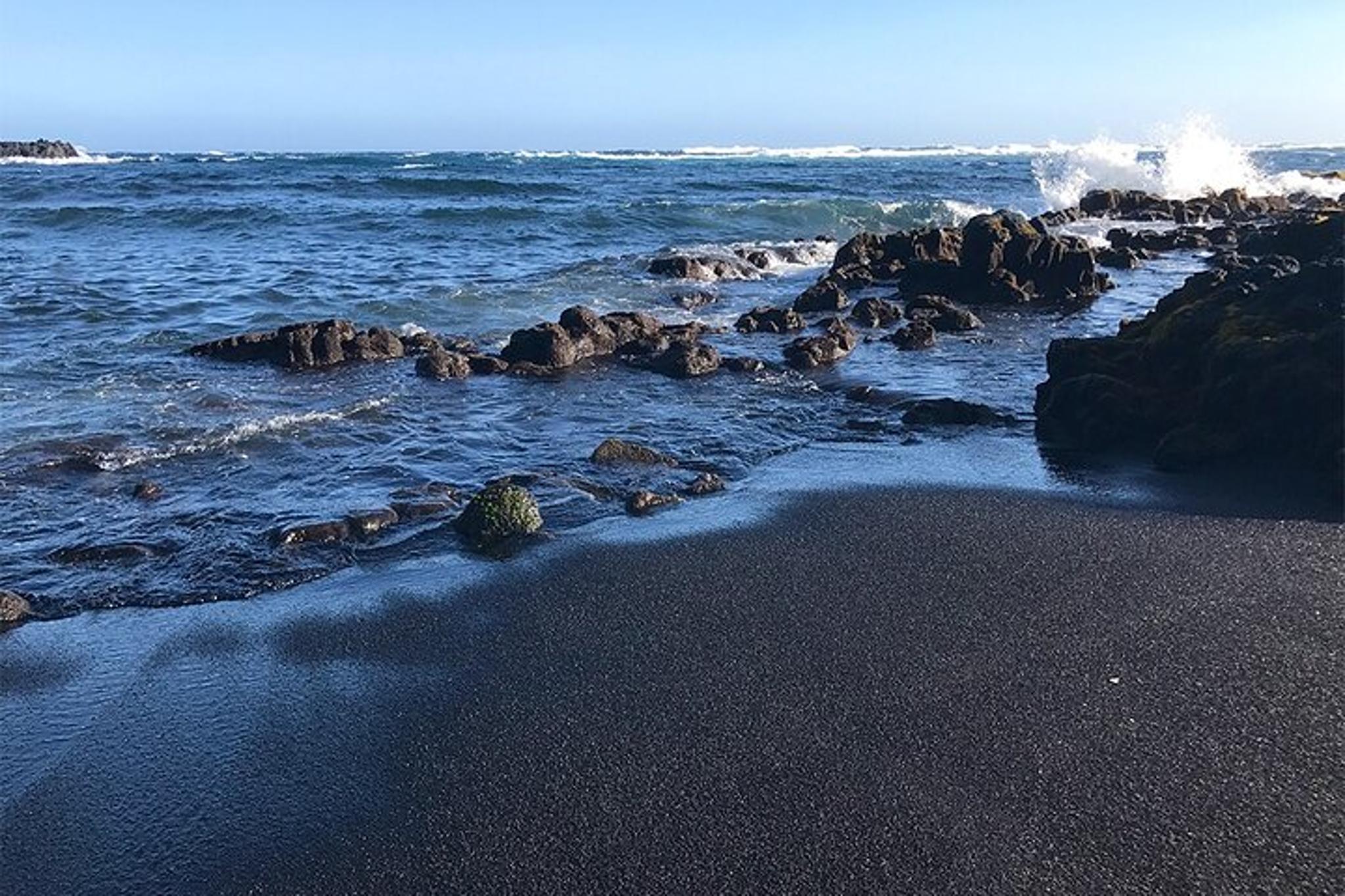 Kona Volcanoes and Waterfalls Tour