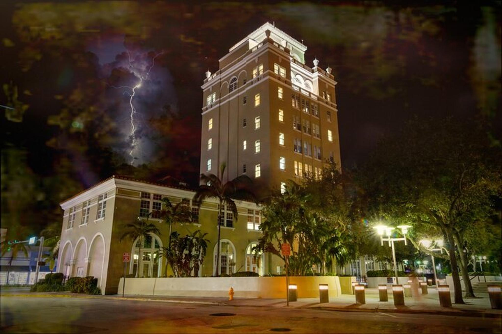Miami Ghost Tour of South Beach - Image 3
