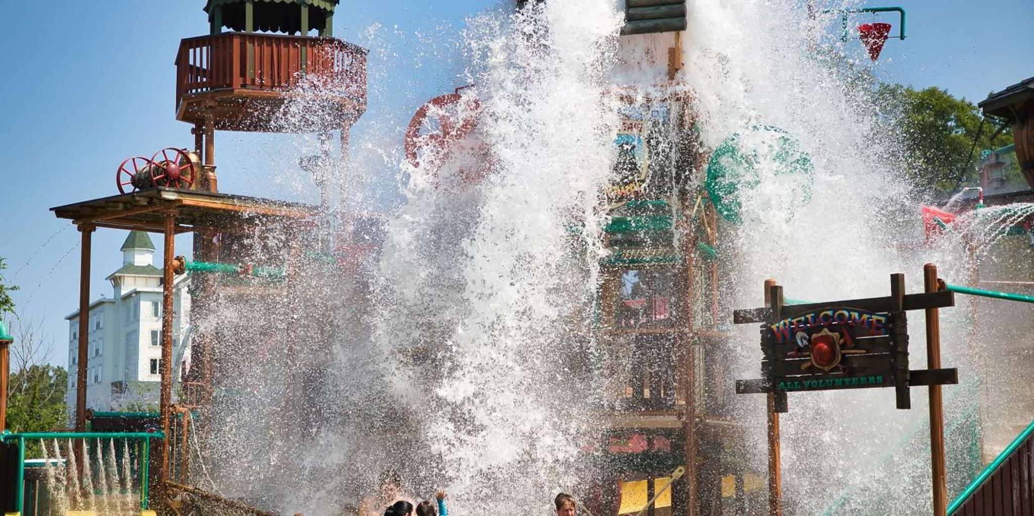 Pigeon Forge Dollywood's Splash Country Entry Ticket - Image 6