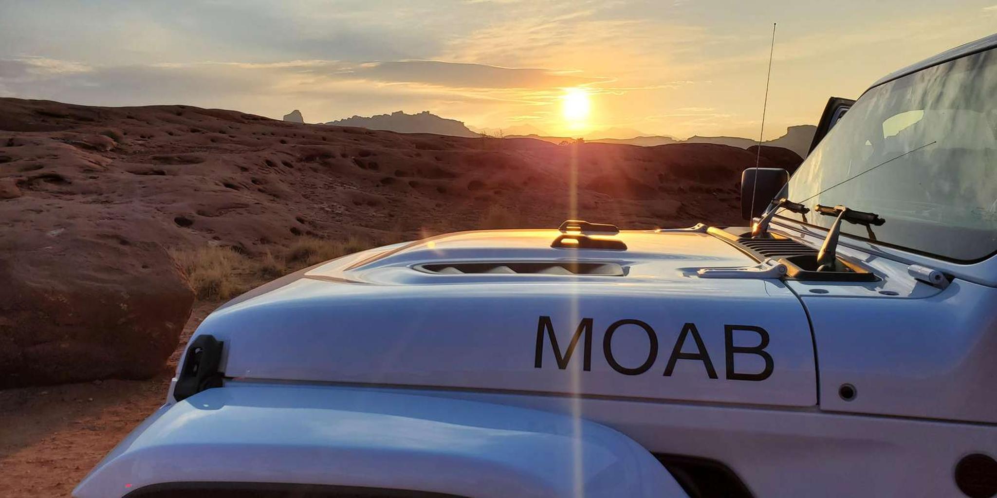 Moab Canyonlands 4x4 Tour Island in the Sky 4.5 hr - Image 1