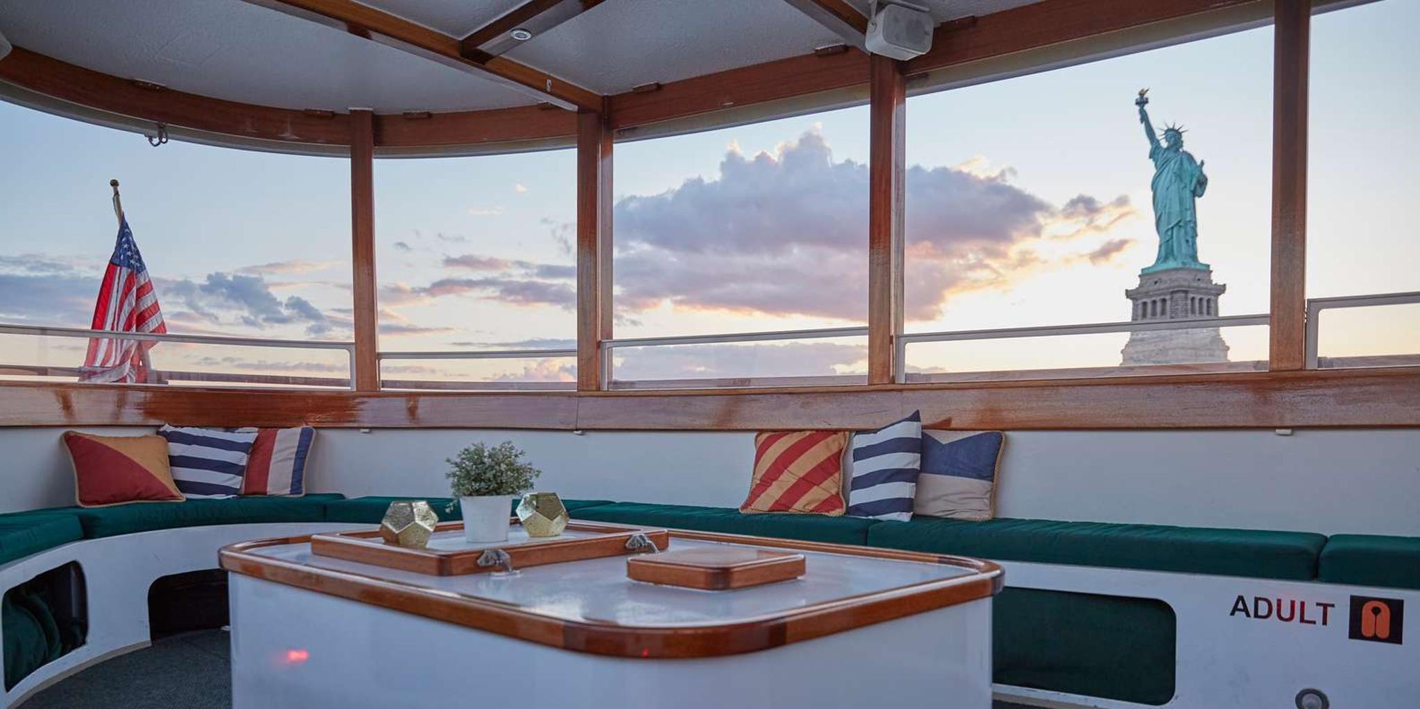 New York City Sunset Yacht Cruise - Image 3