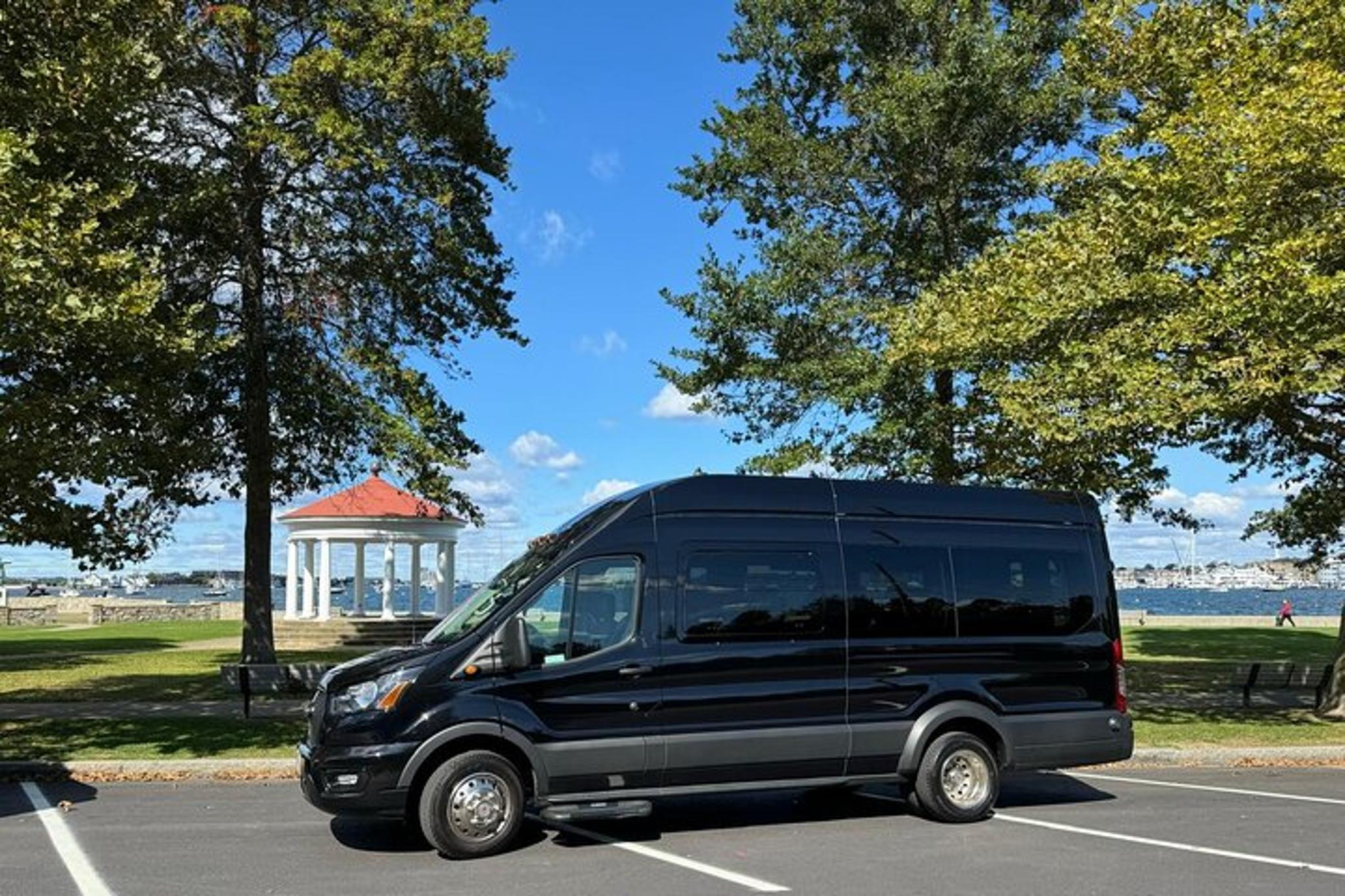 Newport Van Tour with Breakers Admission 3 hr - Image 4