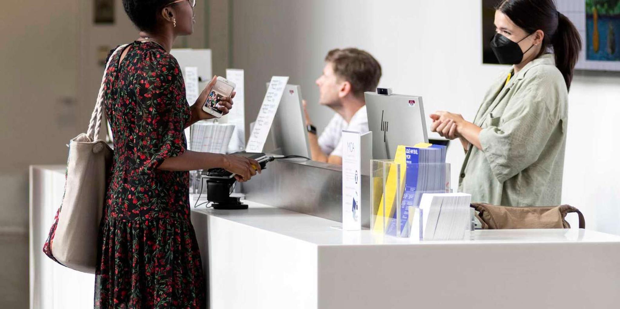 Chicago Museum of Contemporary Art Entry Ticket - Image 6