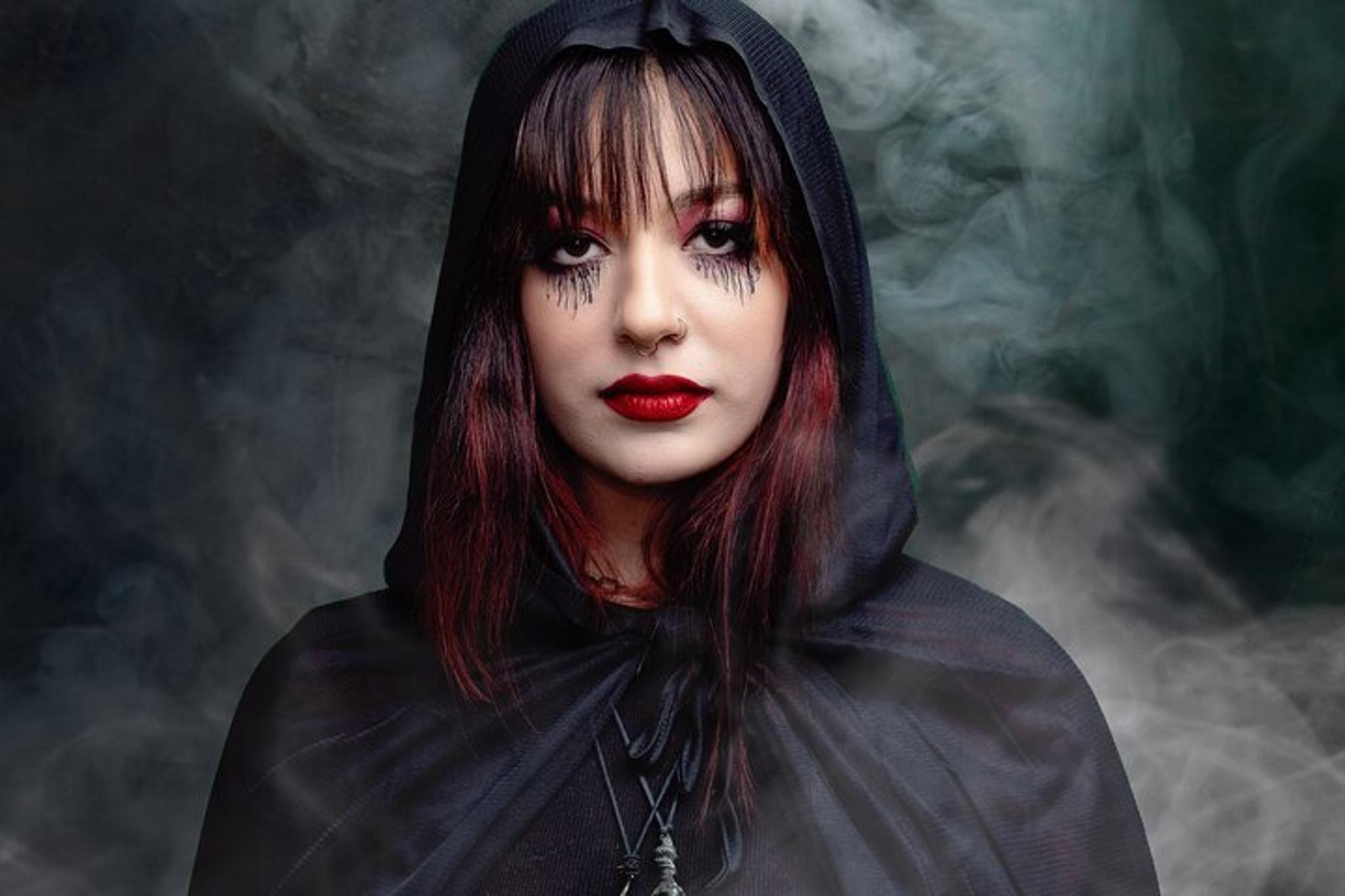 Salem Ghosts Walking Tour - Image 1