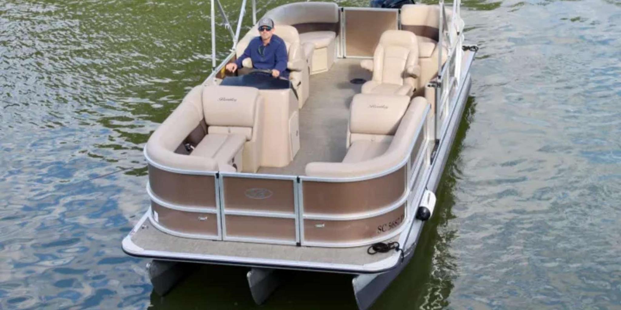 Hilton Head Pontoon Boat Rental - Image 1