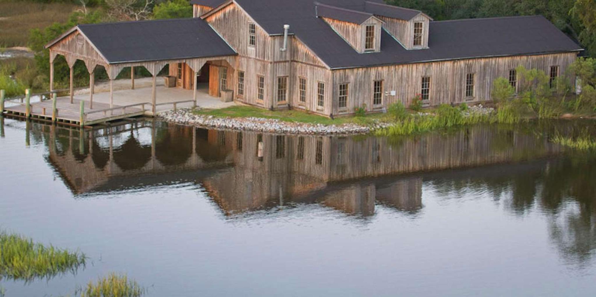 Charleston Boone Hall Plantation Tour with Transport