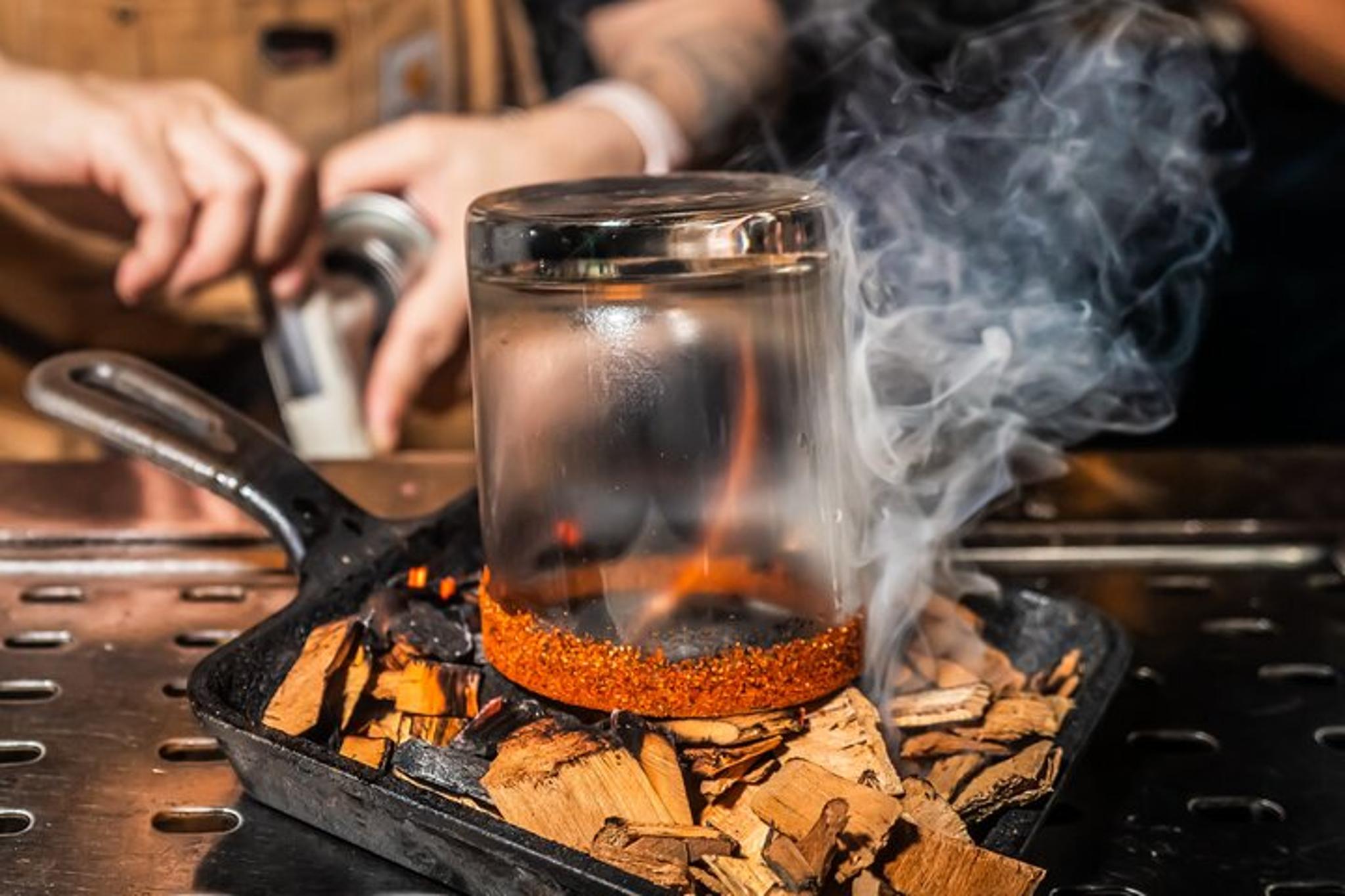 Las Vegas Cocktail Tour: Self-Guided Adventure