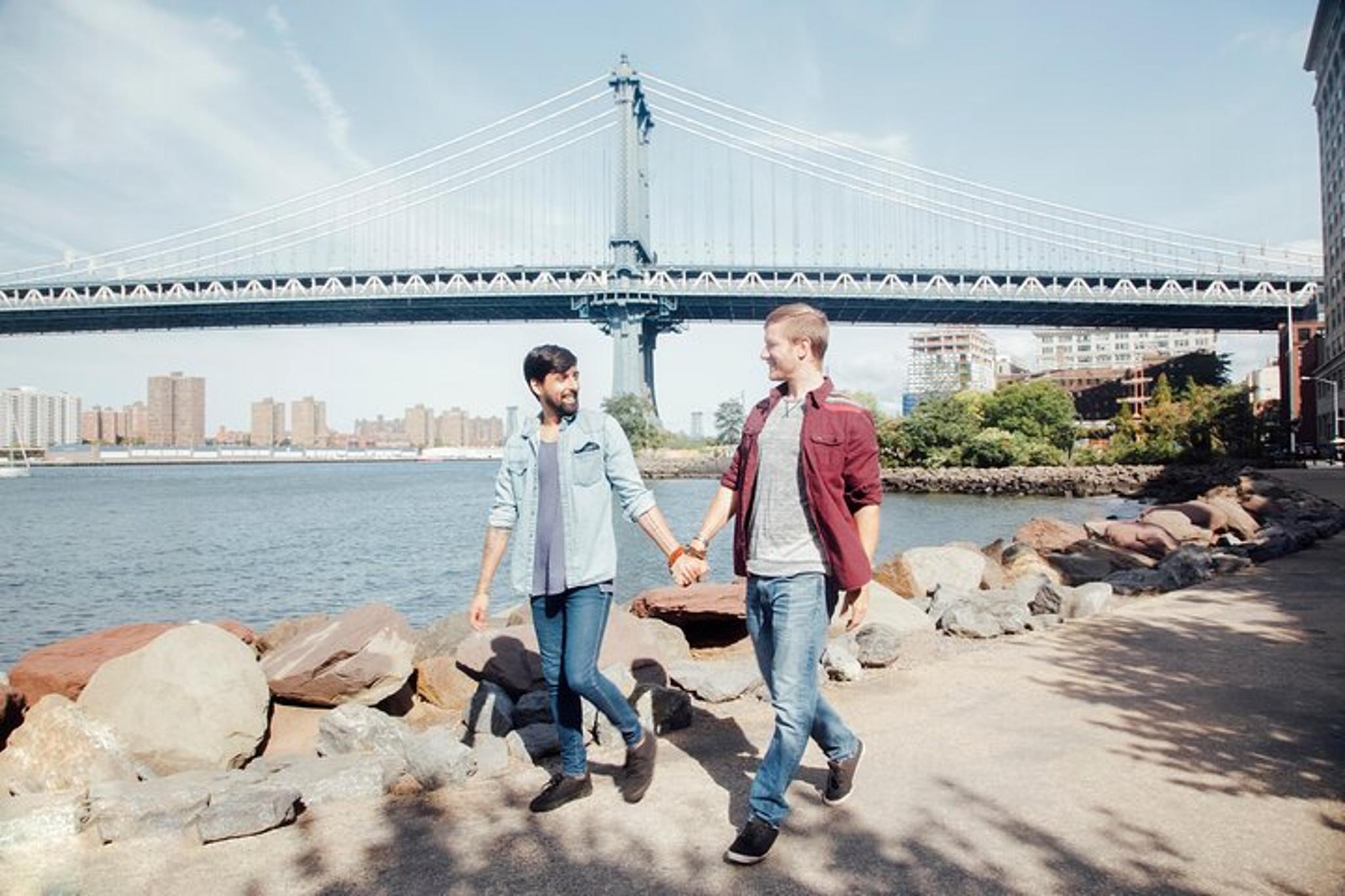 New York Romantic Photoshoot Experience - Image 3