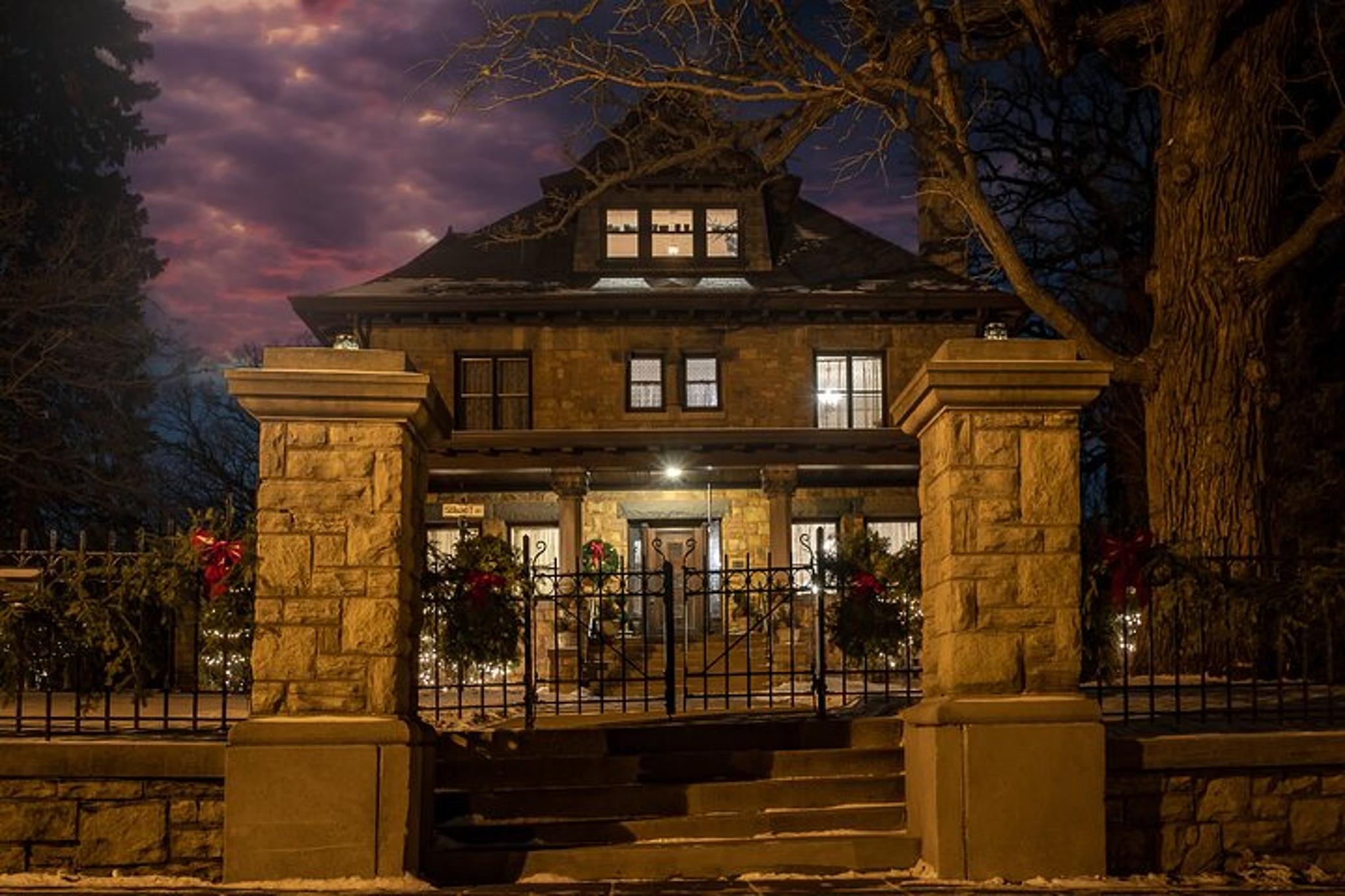 St Paul Ghost Tour: Sinister Sins & Shadows - Image 4