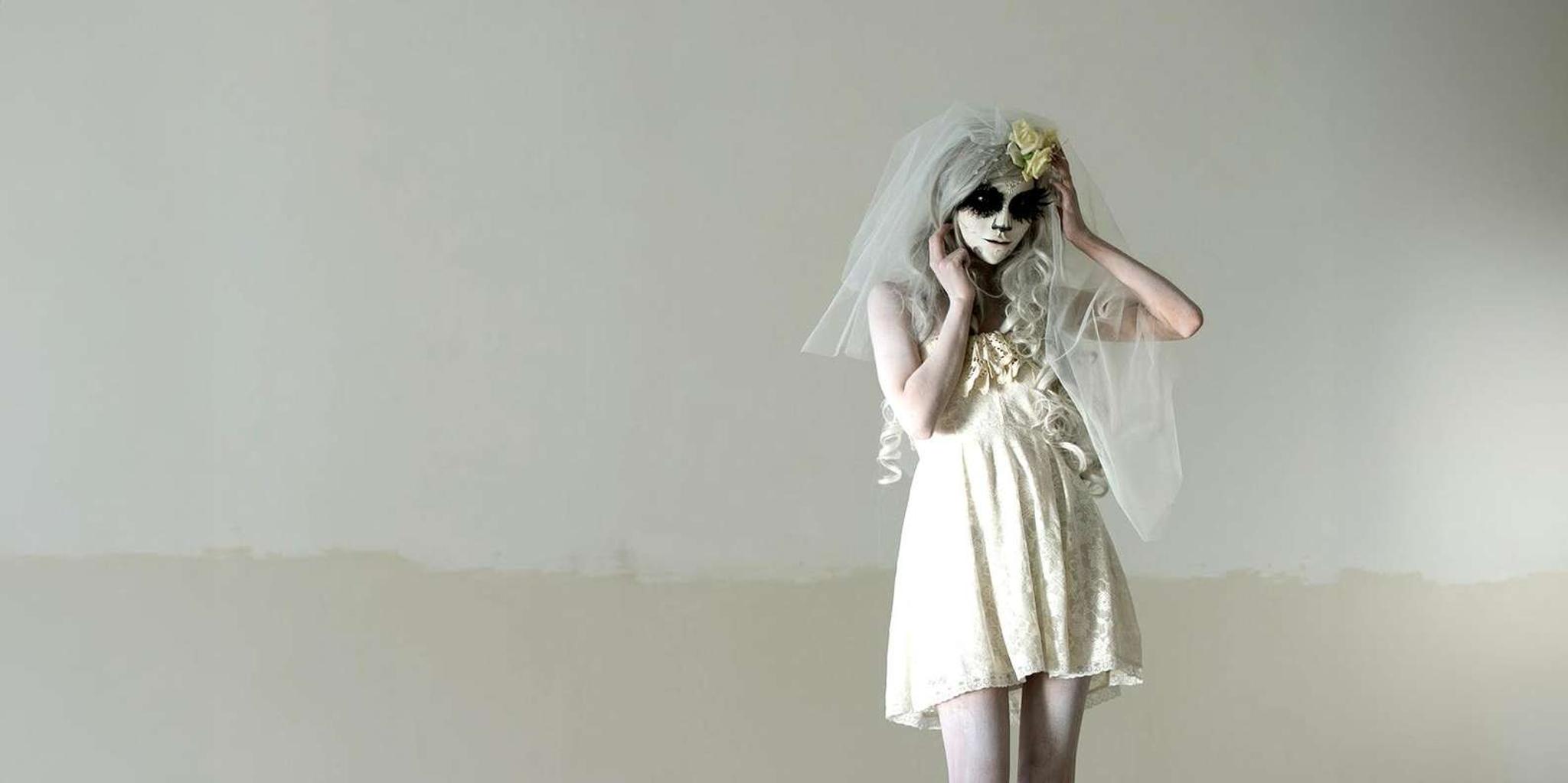 Las Vegas Gothic Wedding Ceremony with Photography - Image 3