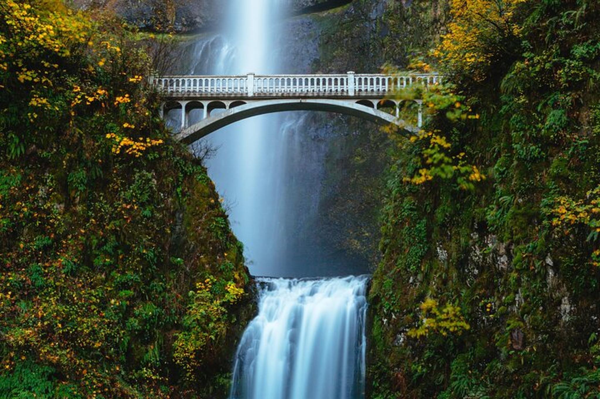 Portland Columbia River Gorge Waterfalls Tour - Image 2