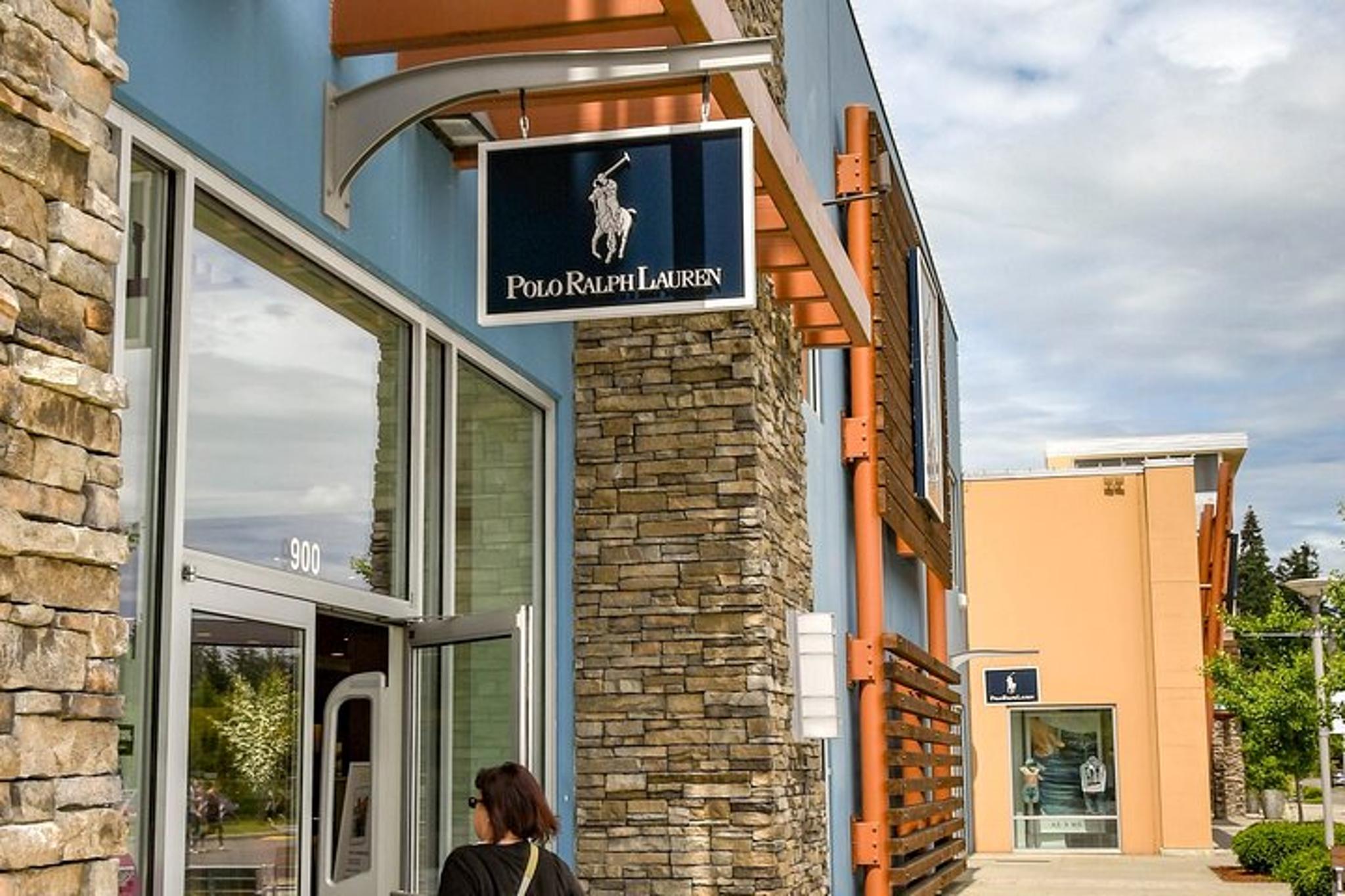 Seattle Shopping Tour to Premium Outlets - Image 2