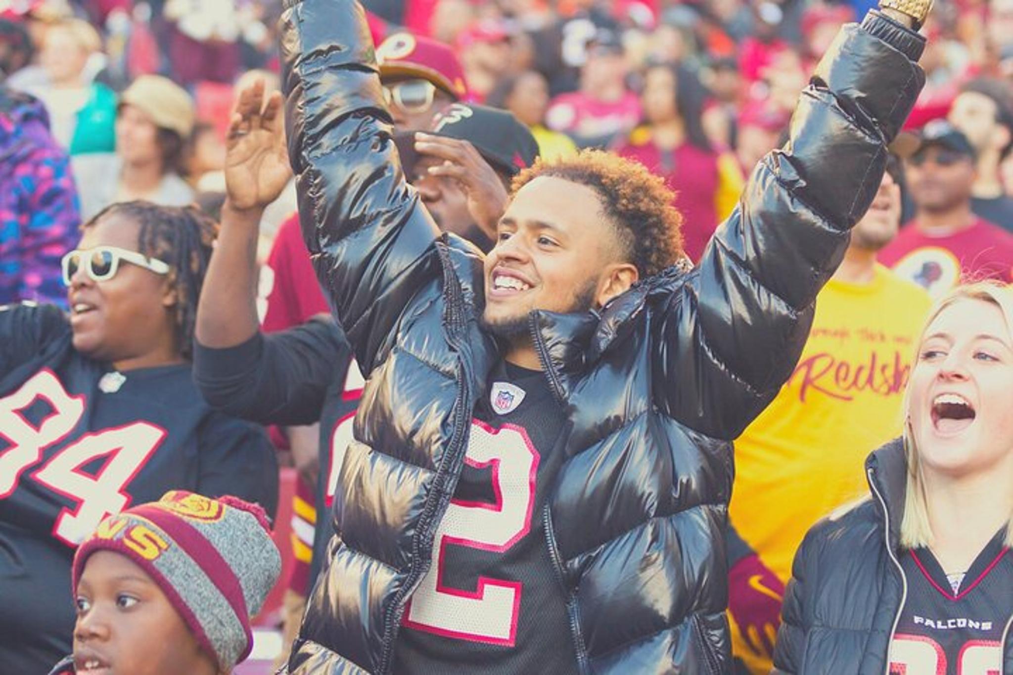 Atlanta Falcons Football Game at Mercedes Benz Stadium - Image 4