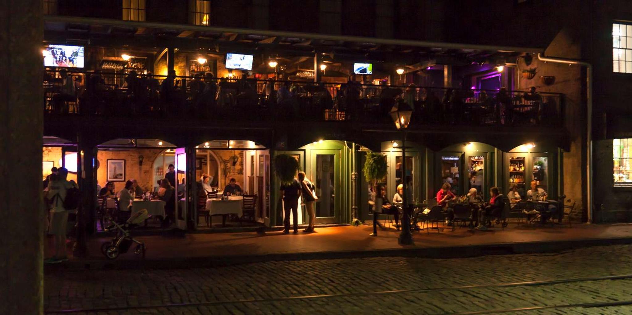 Savannah Midnight in the Garden Pub Crawl - Image 2