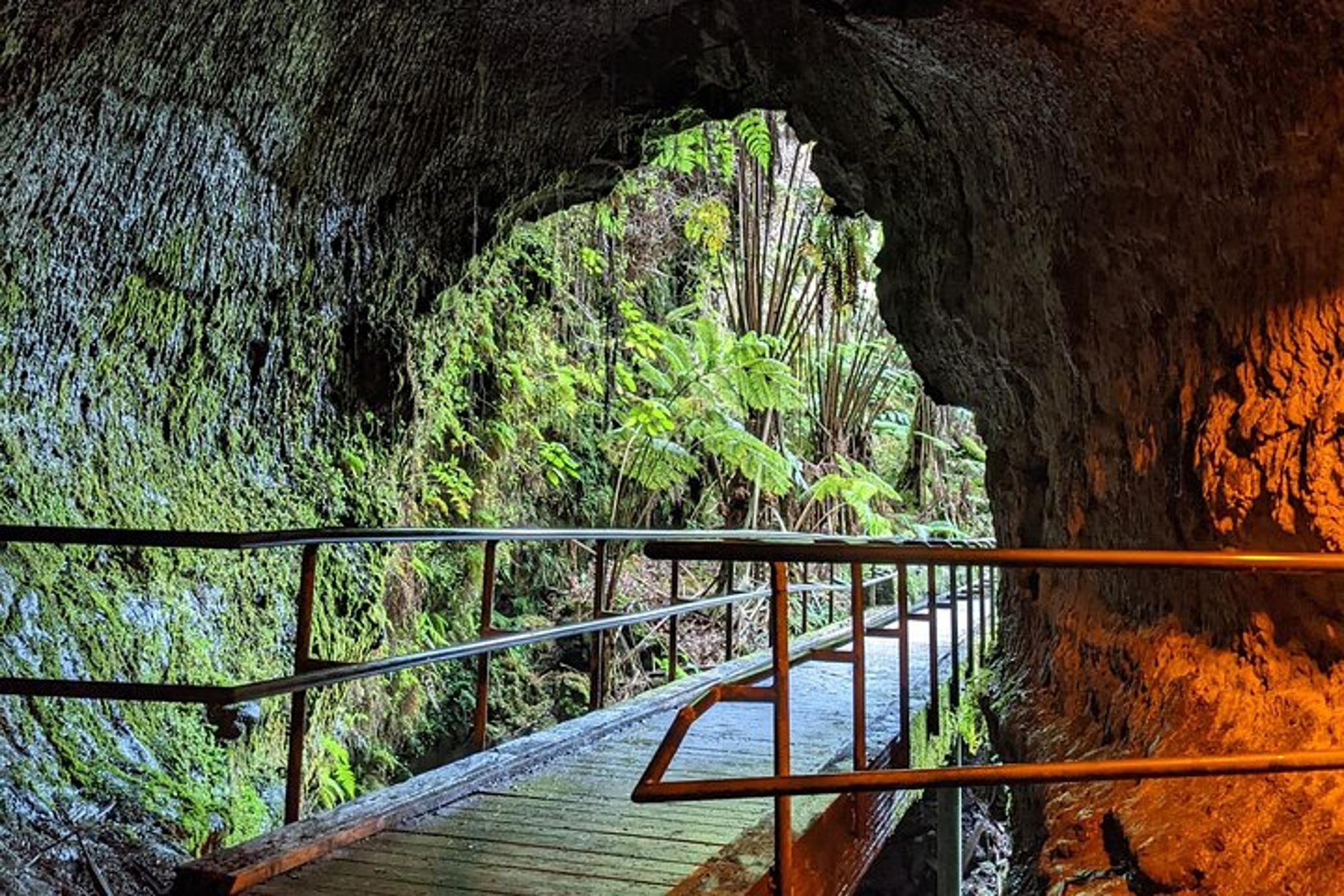 Hilo Private Volcanoes National Park Tour 6 hr - Image 4