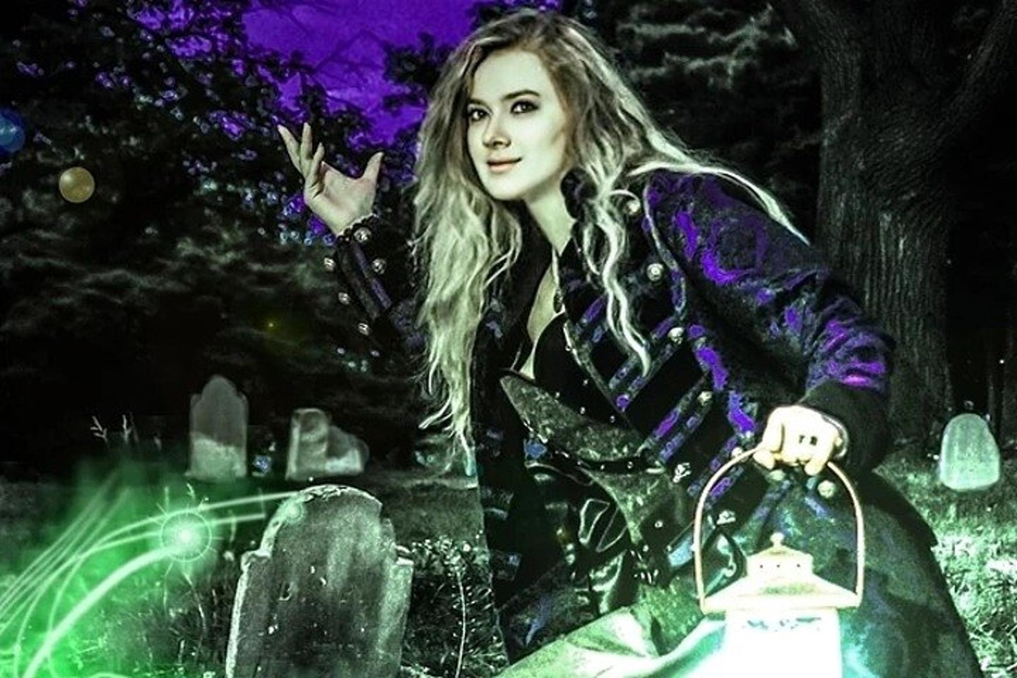 Salem Ghost Tour at Night 105 Min