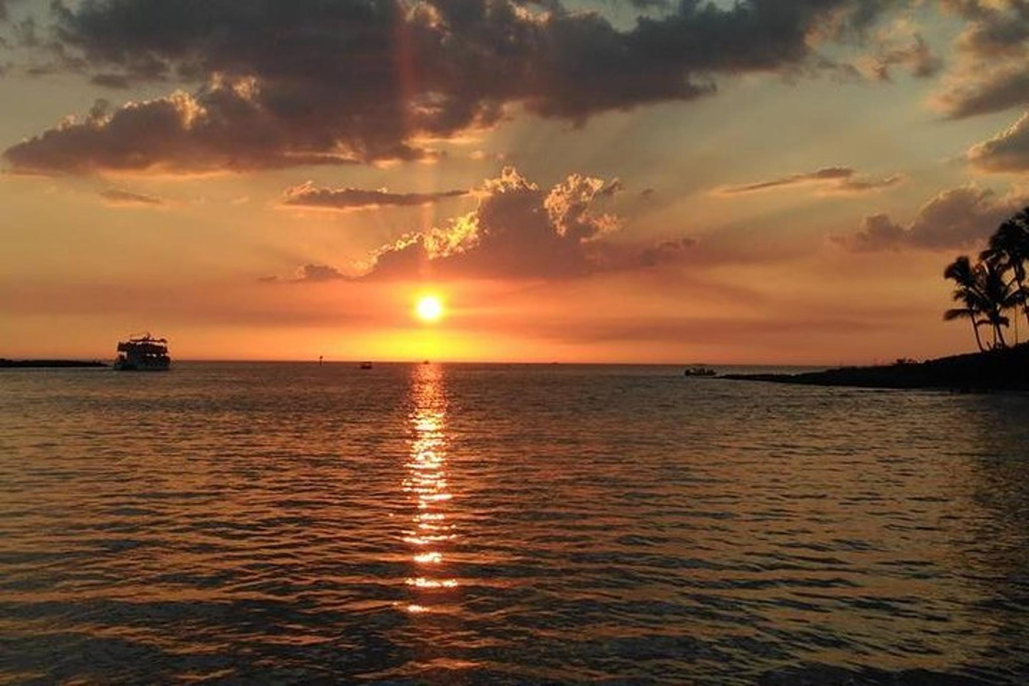 Naples Bay Sunset Boat Tour - Image 3