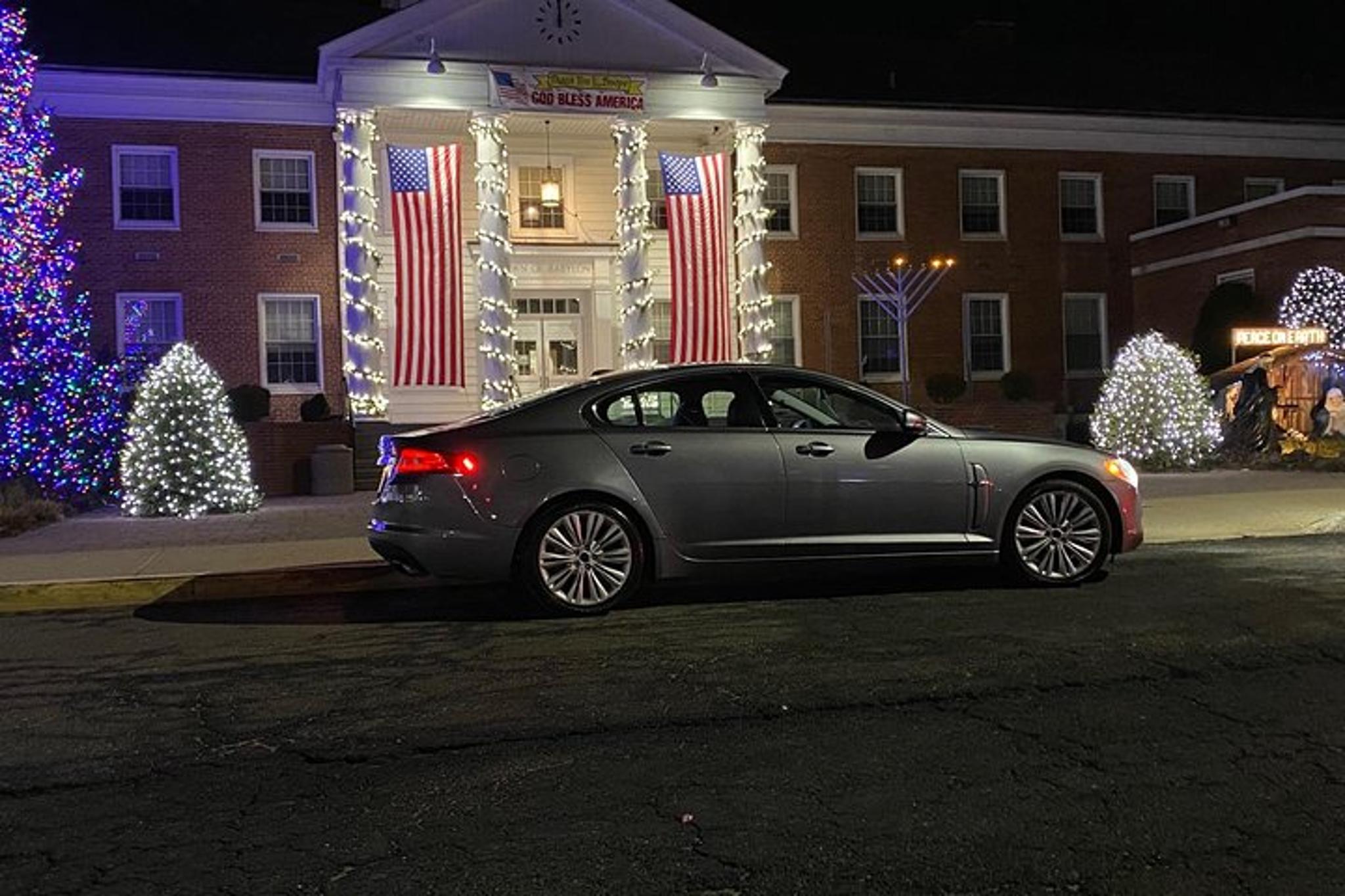 New York City Chauffeur Car Service to LaGuardia Airport