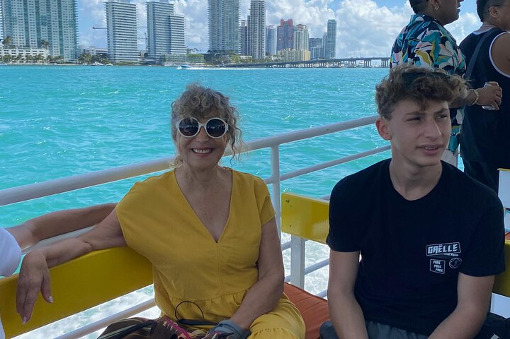 Miami City Cruise of Millionaire's Homes - Image 5