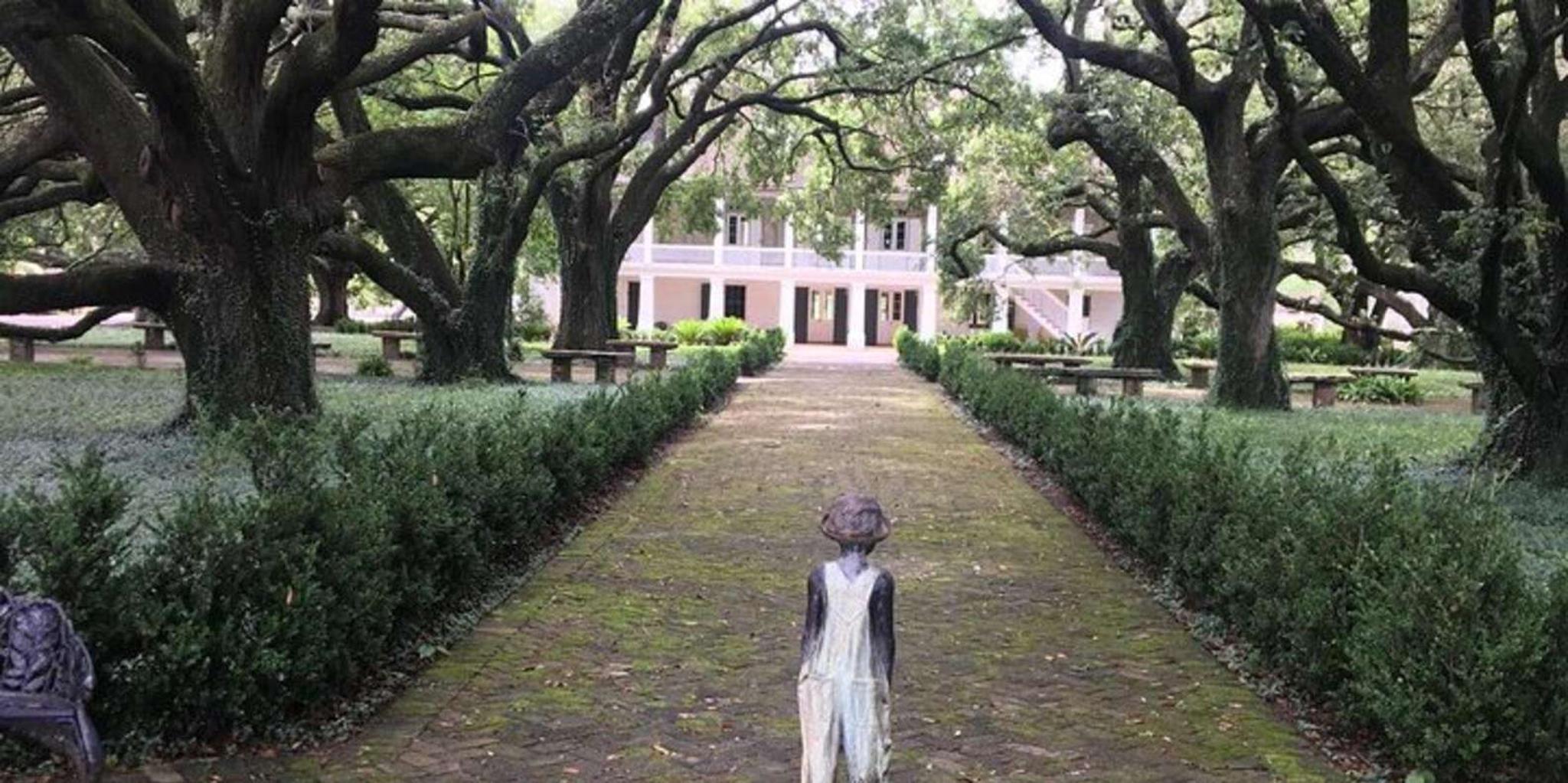 New Orleans Whitney Plantation and Airboat Tour - Image 2