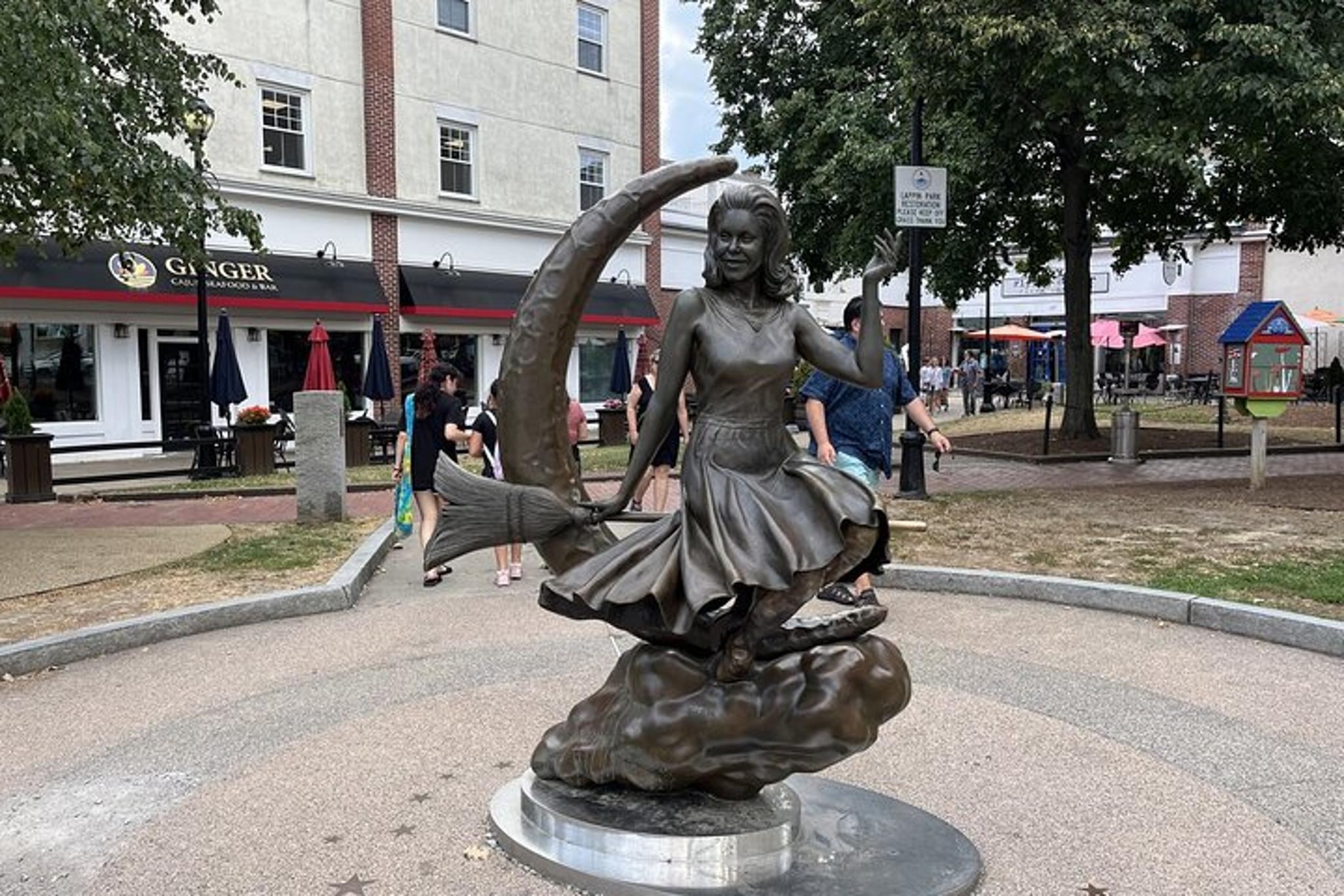 Salem Witch Tour with Broom Making Workshop - Image 5