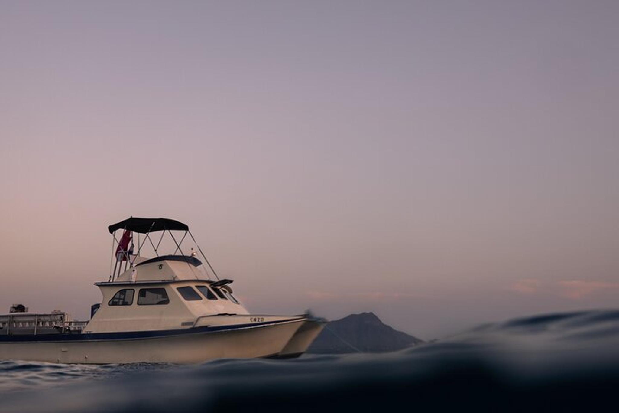 Honolulu Sunset Swim and Snorkel Cruise