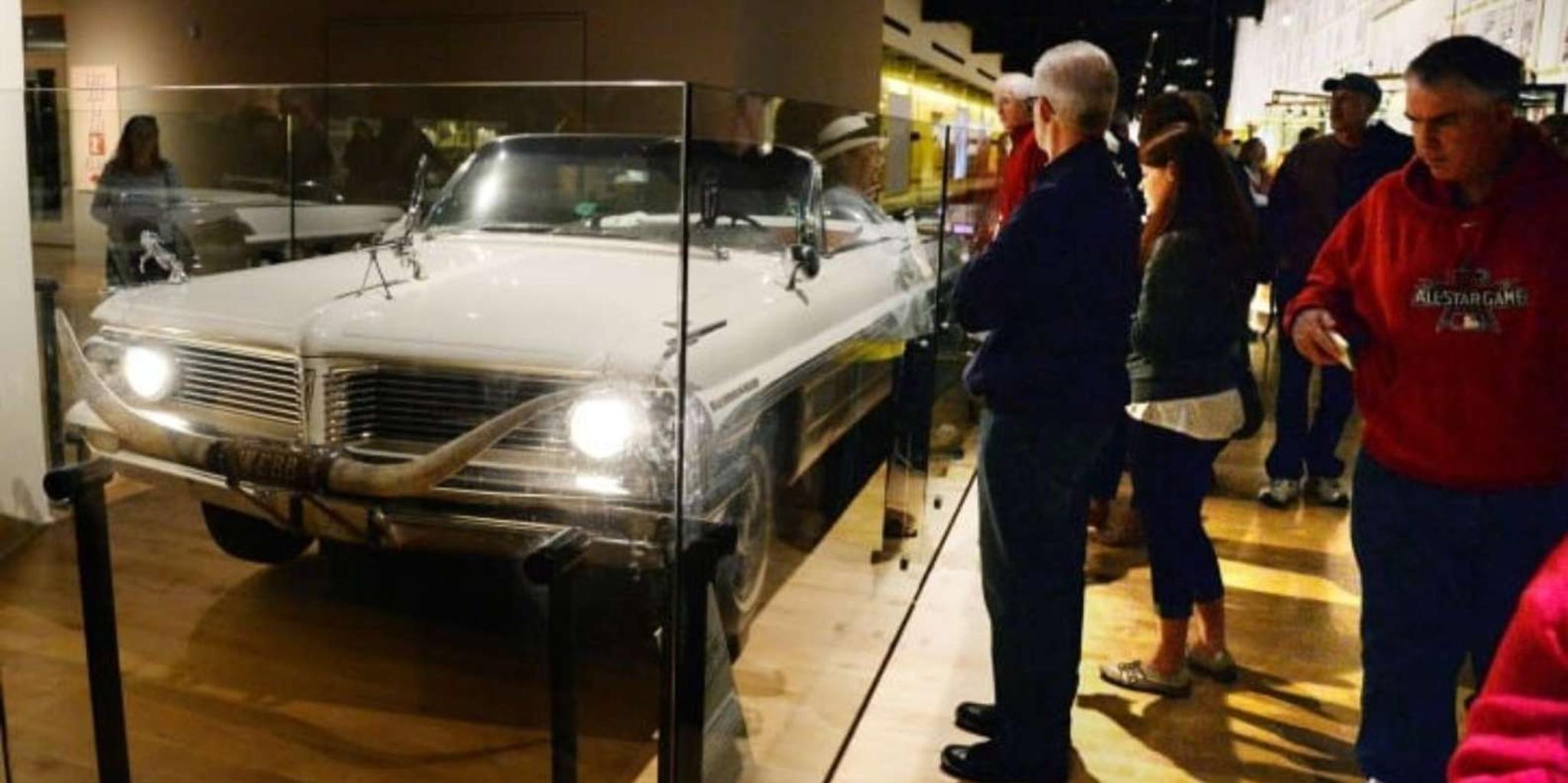 Nashville Country Music Hall of Fame Tour - Image 4