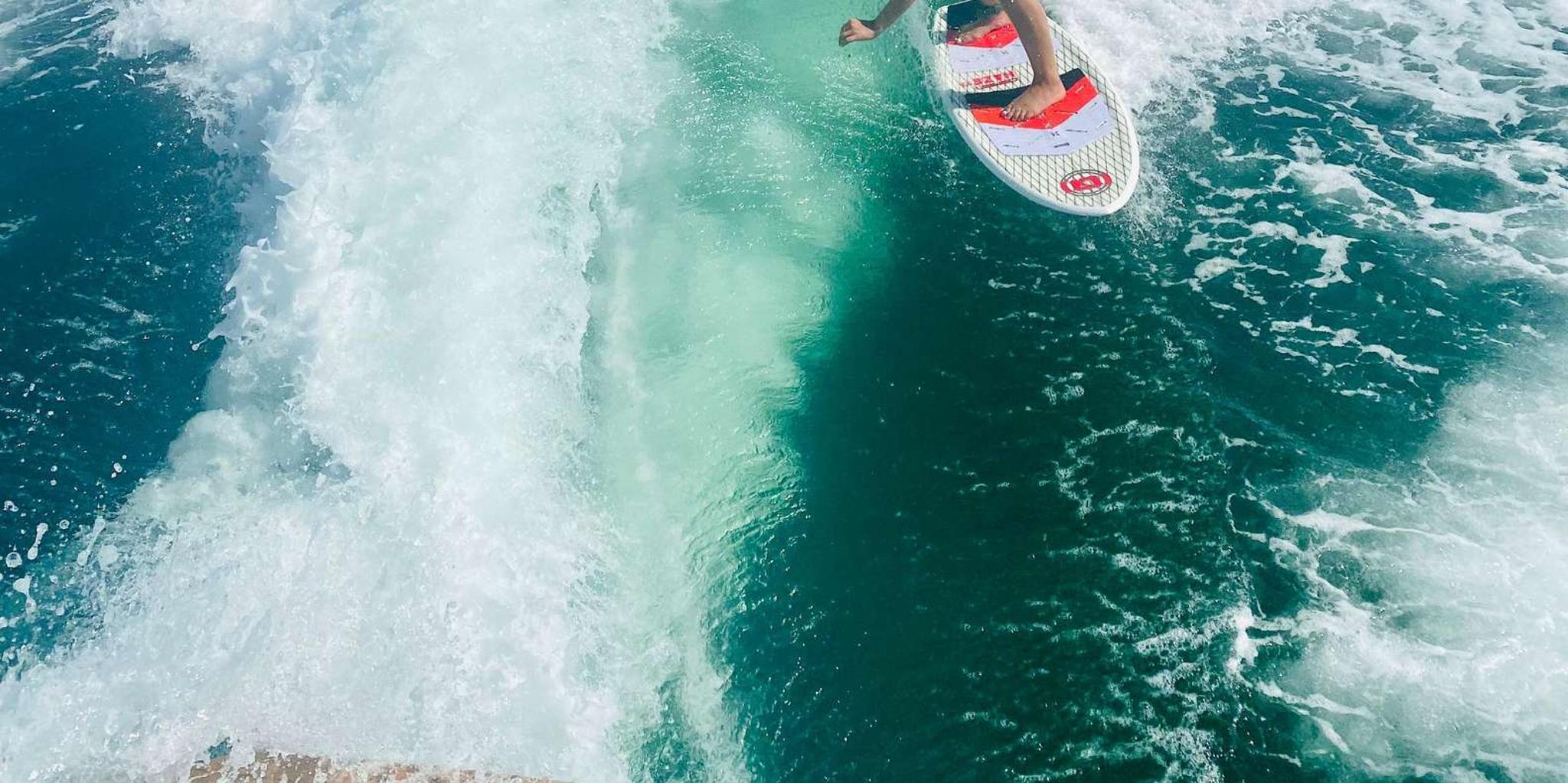 Clearwater Beach WakeSurfing and Watersports Tour - Image 2