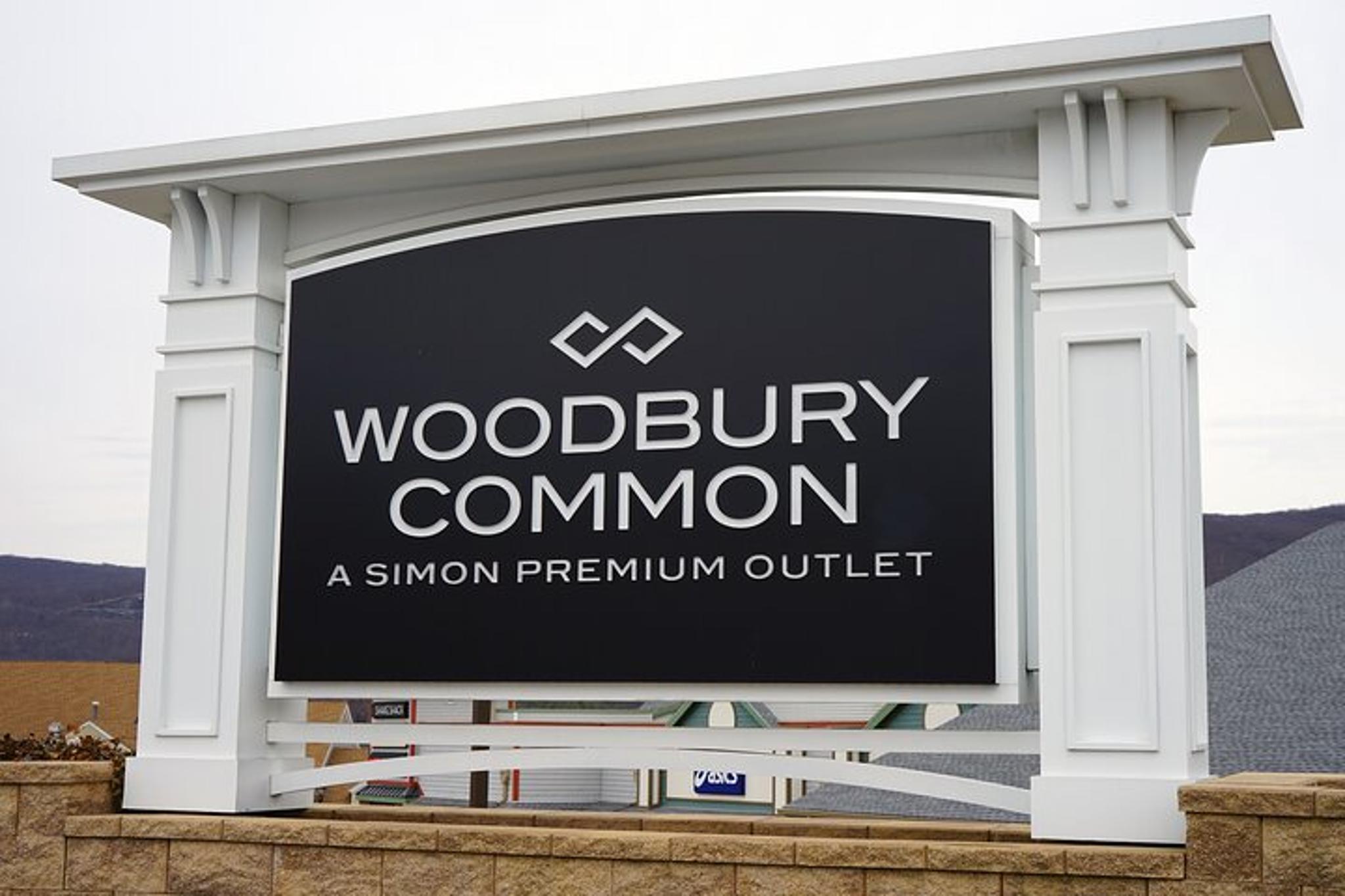 New York City Shopping Tour to Woodbury Common - Image 5