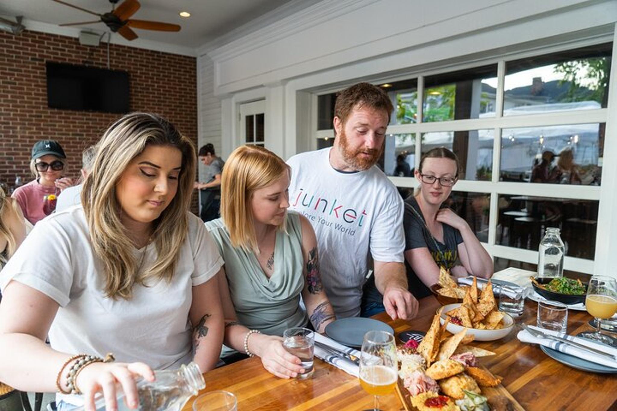 Chicago Food Walking Tour - Image 4