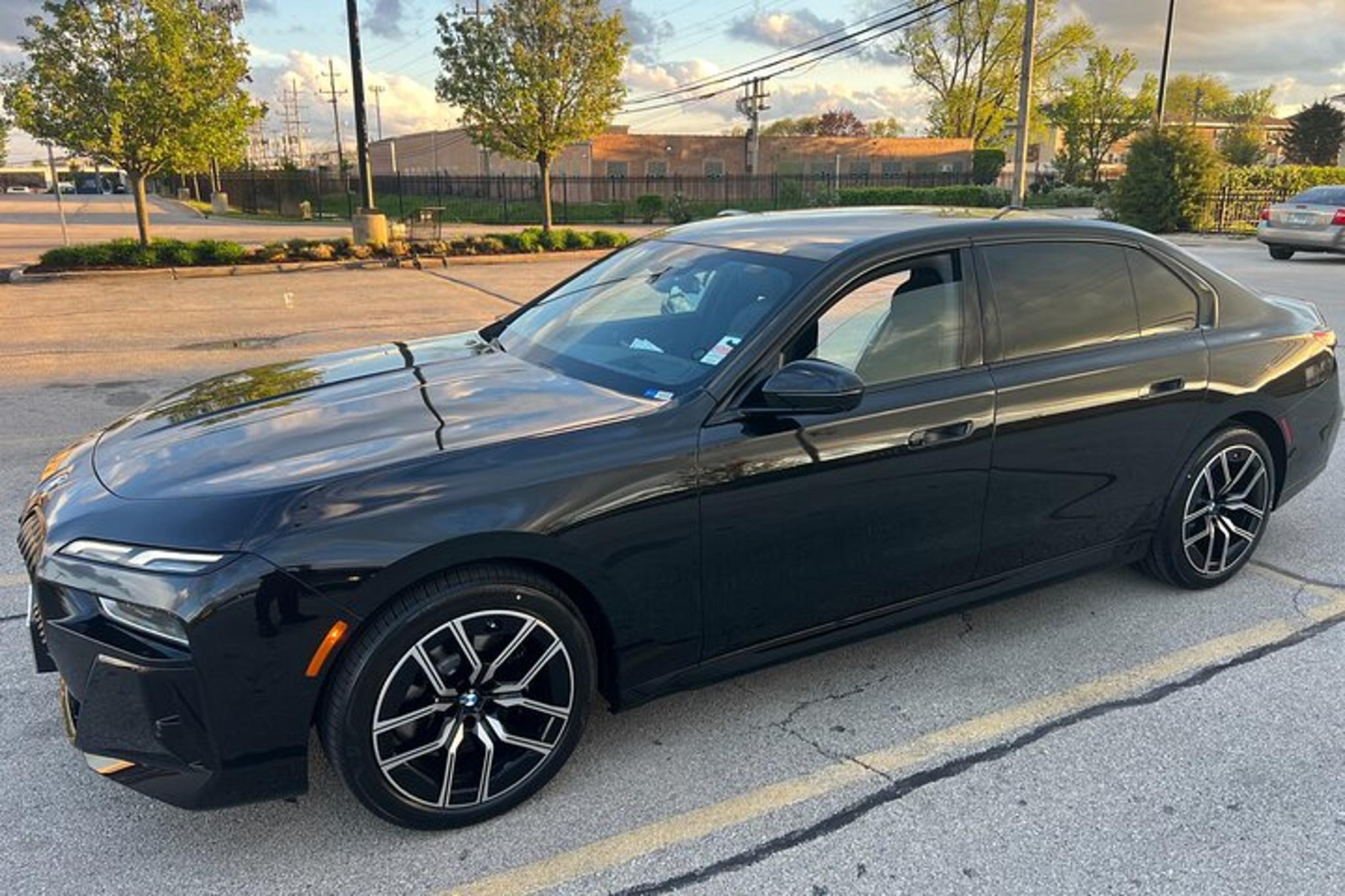 Chicago Private Sedan Transfer - Image 3