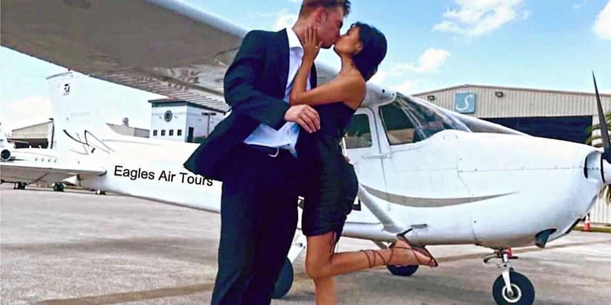 Miami Private Flight Tour with Champagne - Image 2