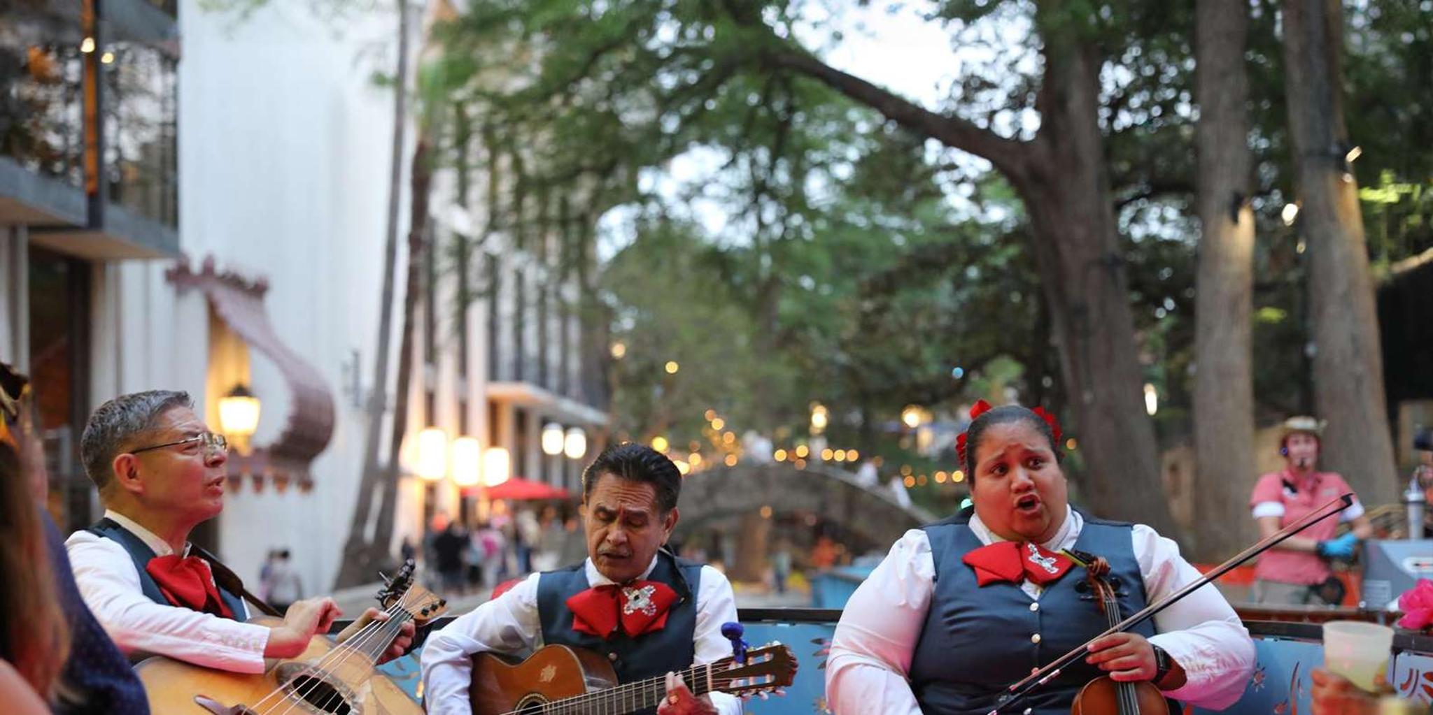 San Antonio River Walk Cruise - Image 5