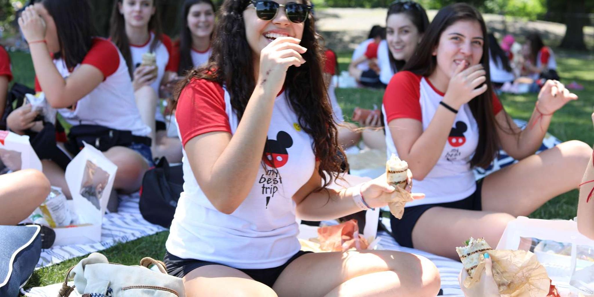 New York City Bike Rental and Central Park Picnic - Image 5