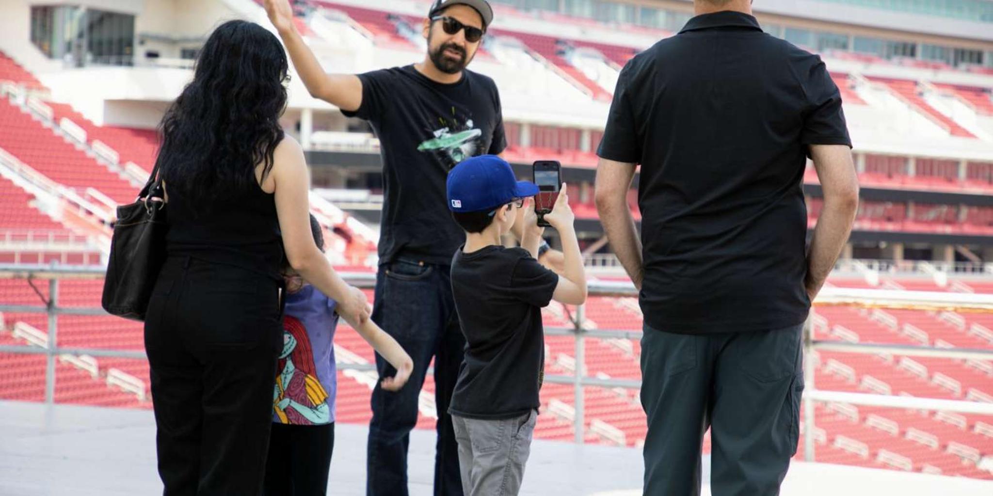 Los Angeles Expo Park Space & Dinosaurs Tour - Image 2