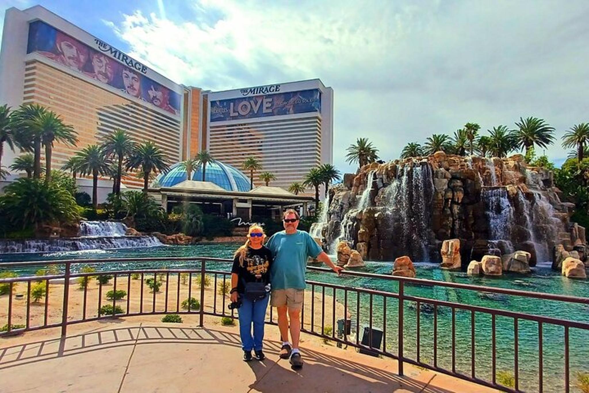 Las Vegas Hummer Limo Tour - Image 5