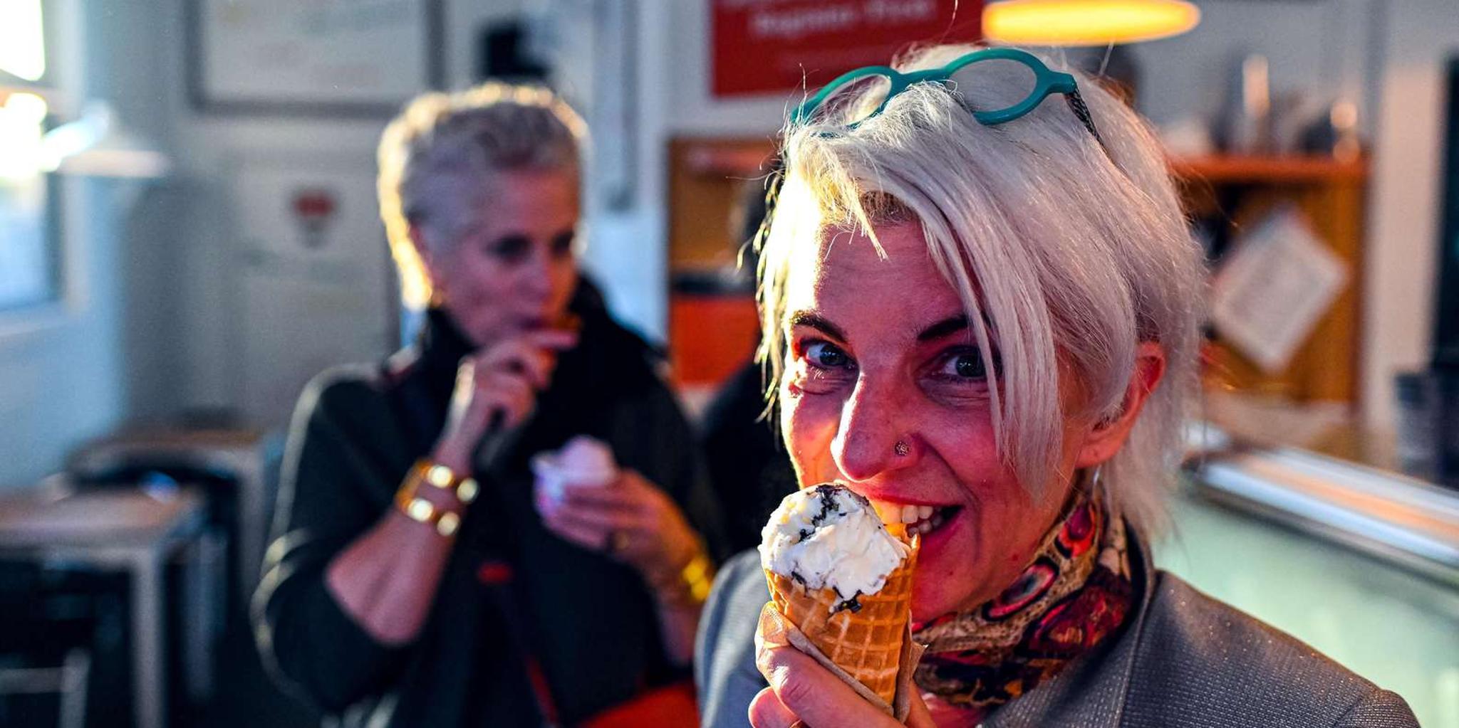 San Diego Gaslamp Food Tour with 6 Tastings - Image 2