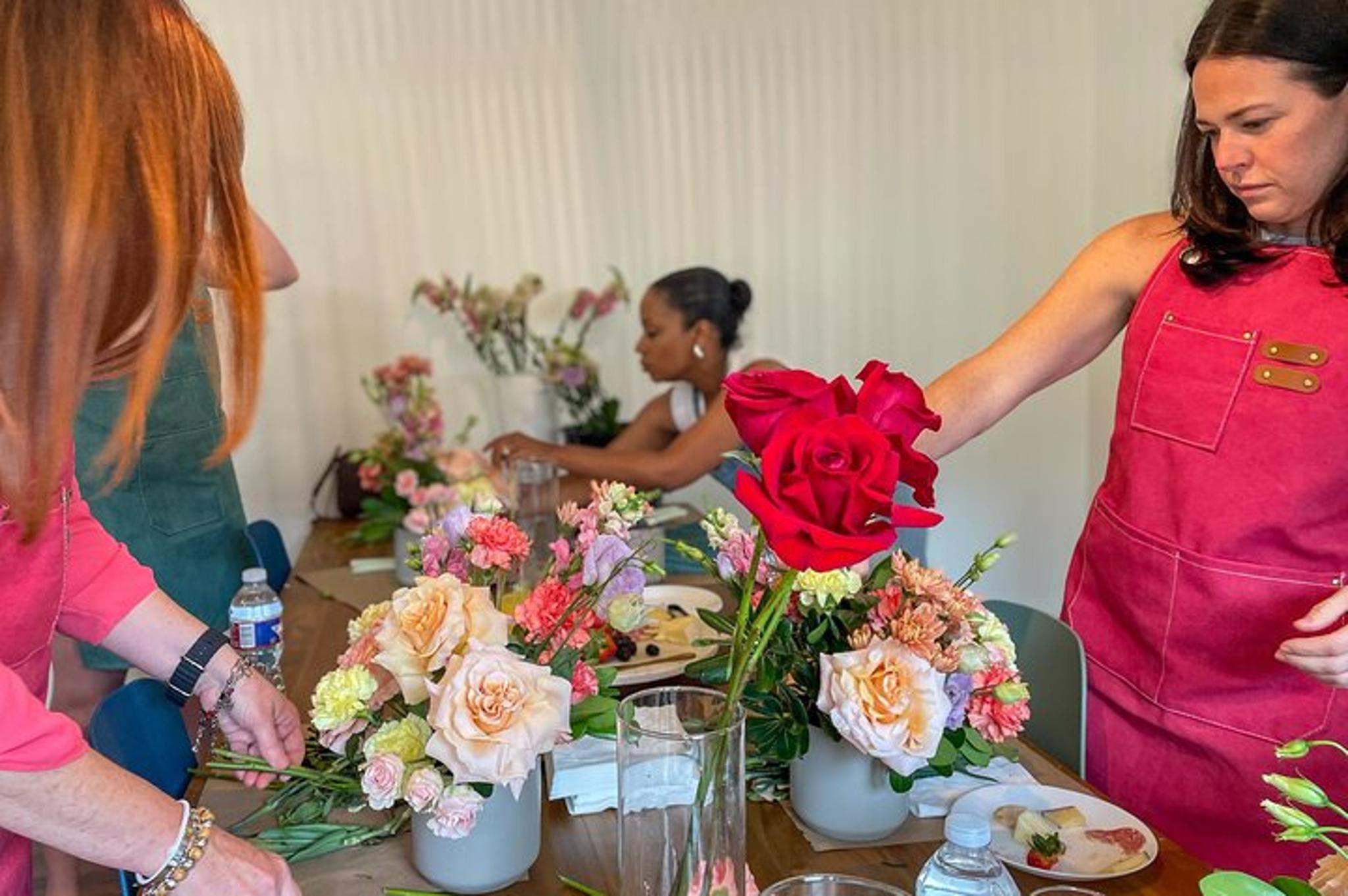 Houston Floral Workshop at Bloom and Gather - Image 2