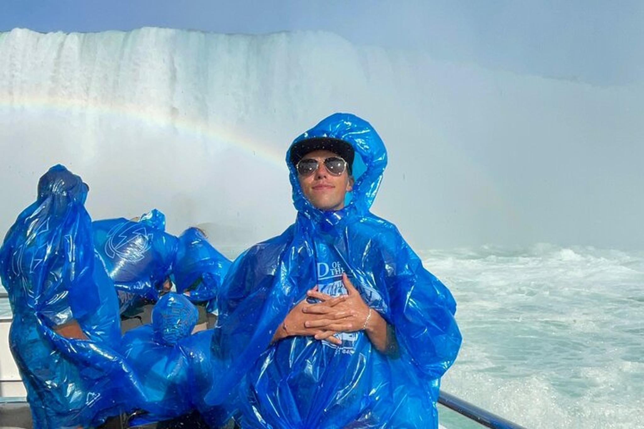 Niagara Falls Maid of the Mist and Cave Tour - Image 3