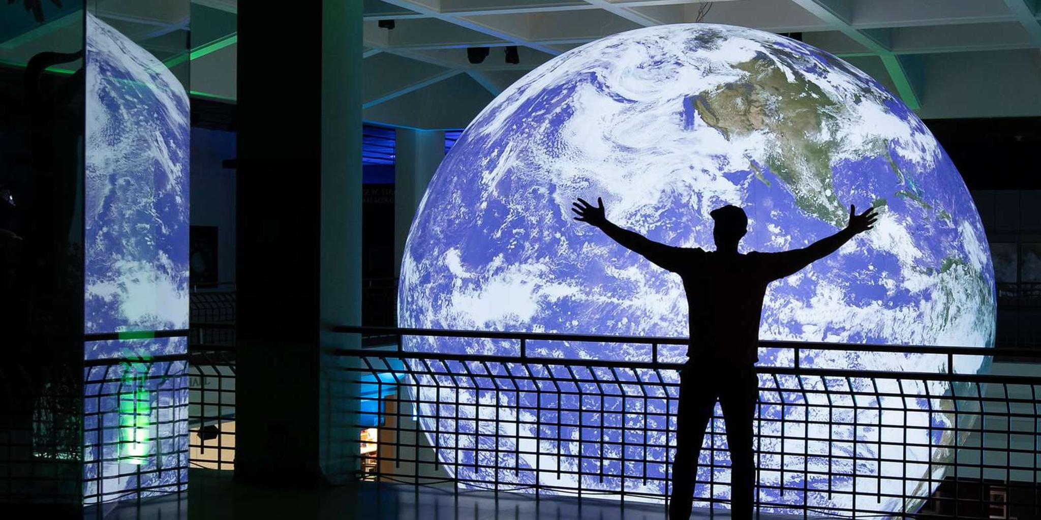 Houston Planetarium Show Ticket - Image 2