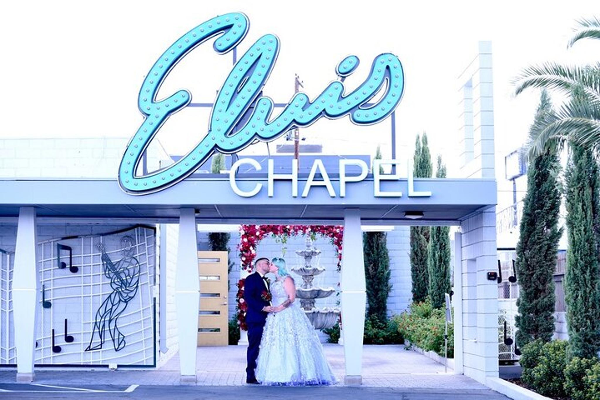 Las Vegas Wedding Renewal Experience at Elvis Chapel - Image 4