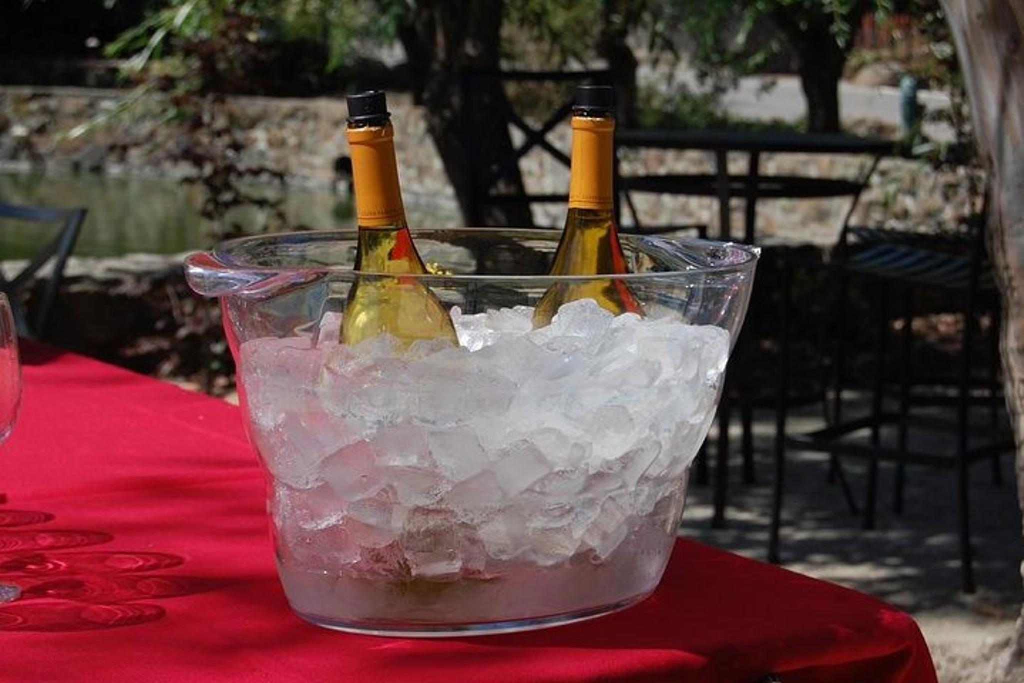Napa Wine Tour in a Private Limousine 8 hr - Image 3