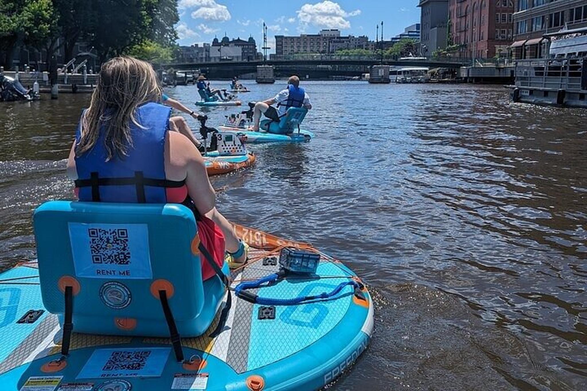 Milwaukee River Party Boat Rentals - Image 3