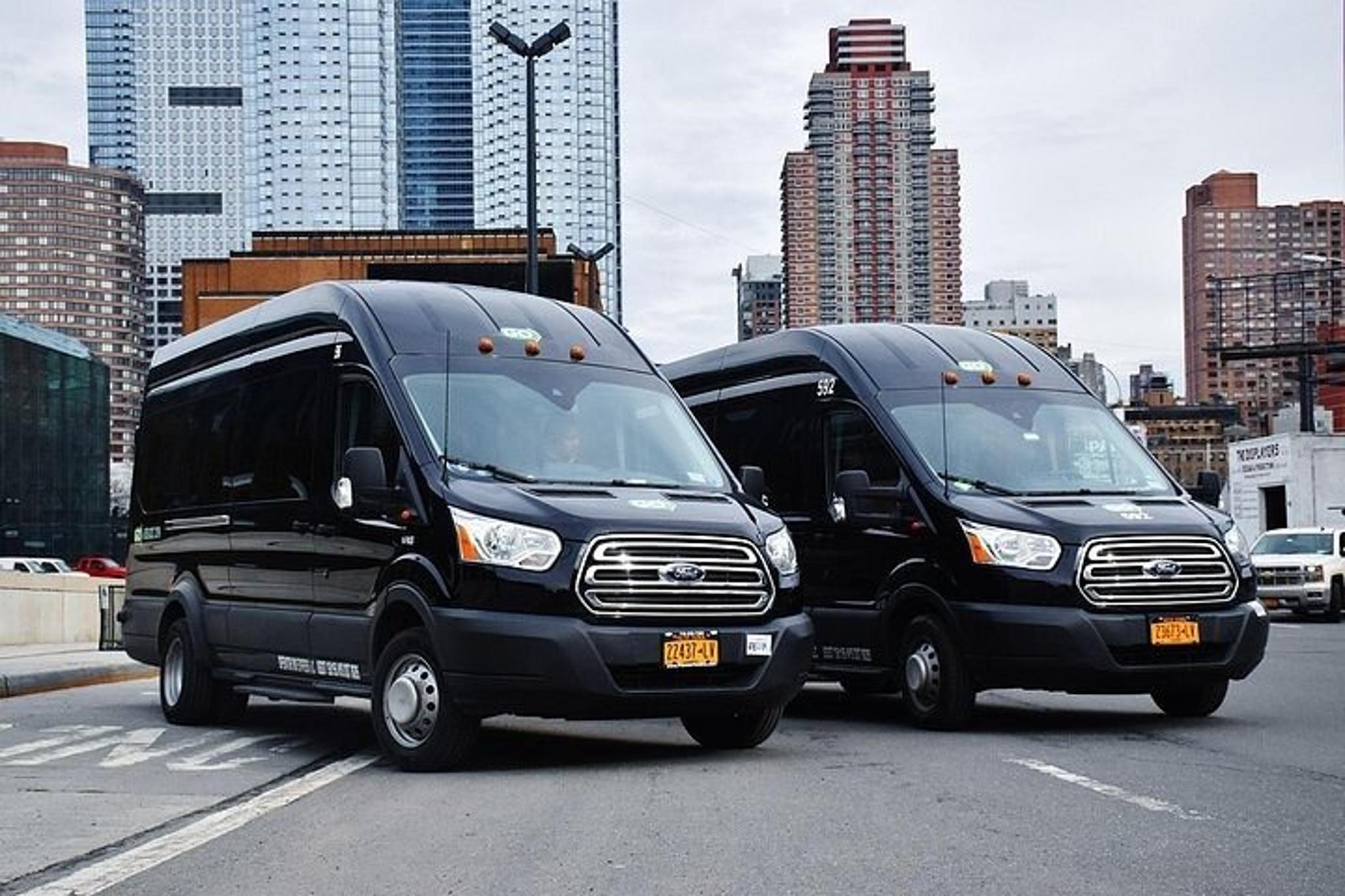 New York City Airport Transfer to LGA - Image 3